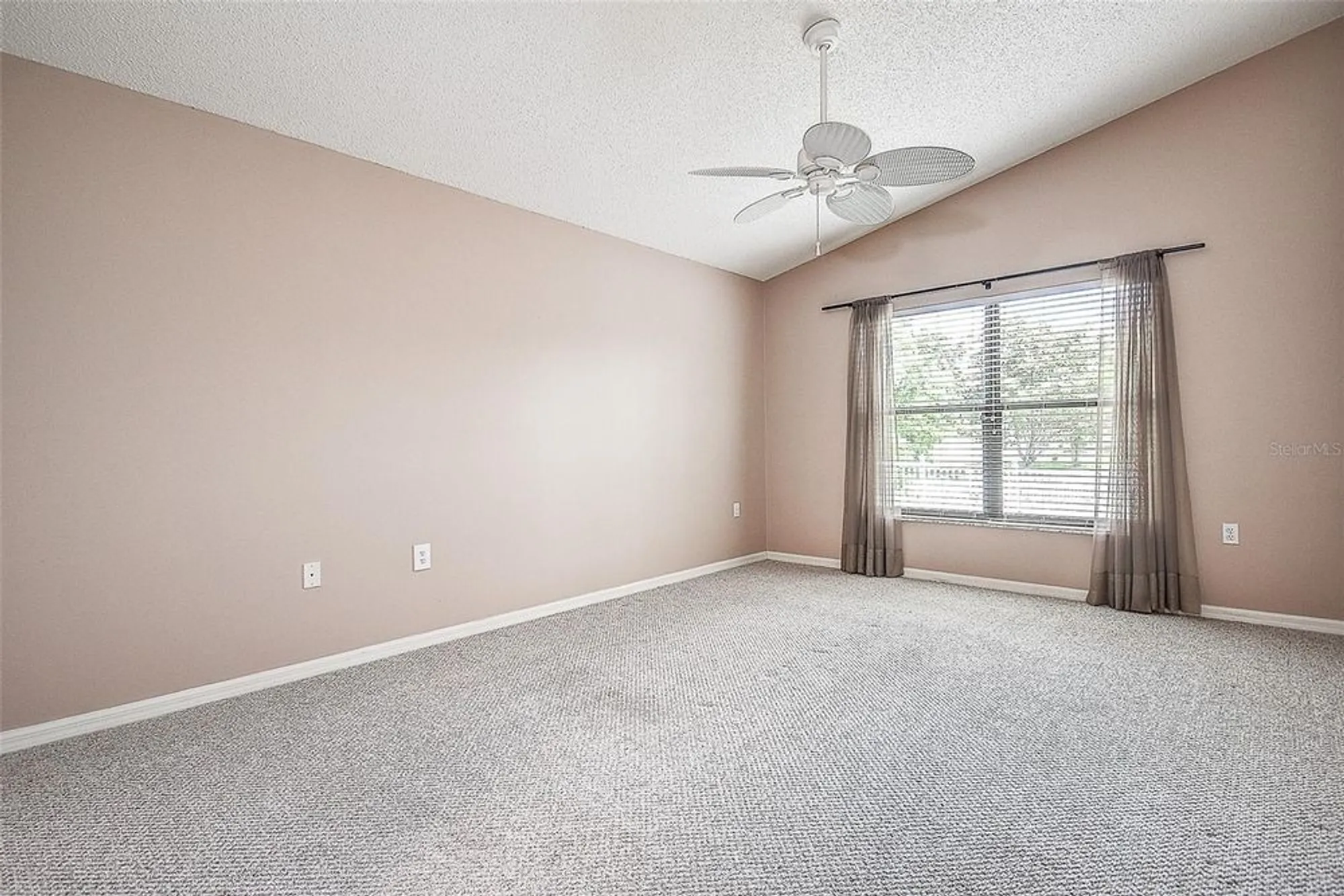 Property Slideshow image 16 of 31 | 11121 cherrywood ct, Spring Hill, FL, 34609