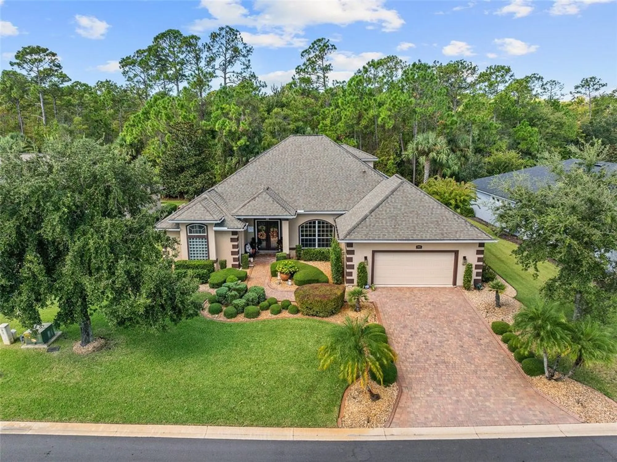 Property Slideshow image 61 of 88 | 945 stone lake dr, Ormond Beach, FL, 32174