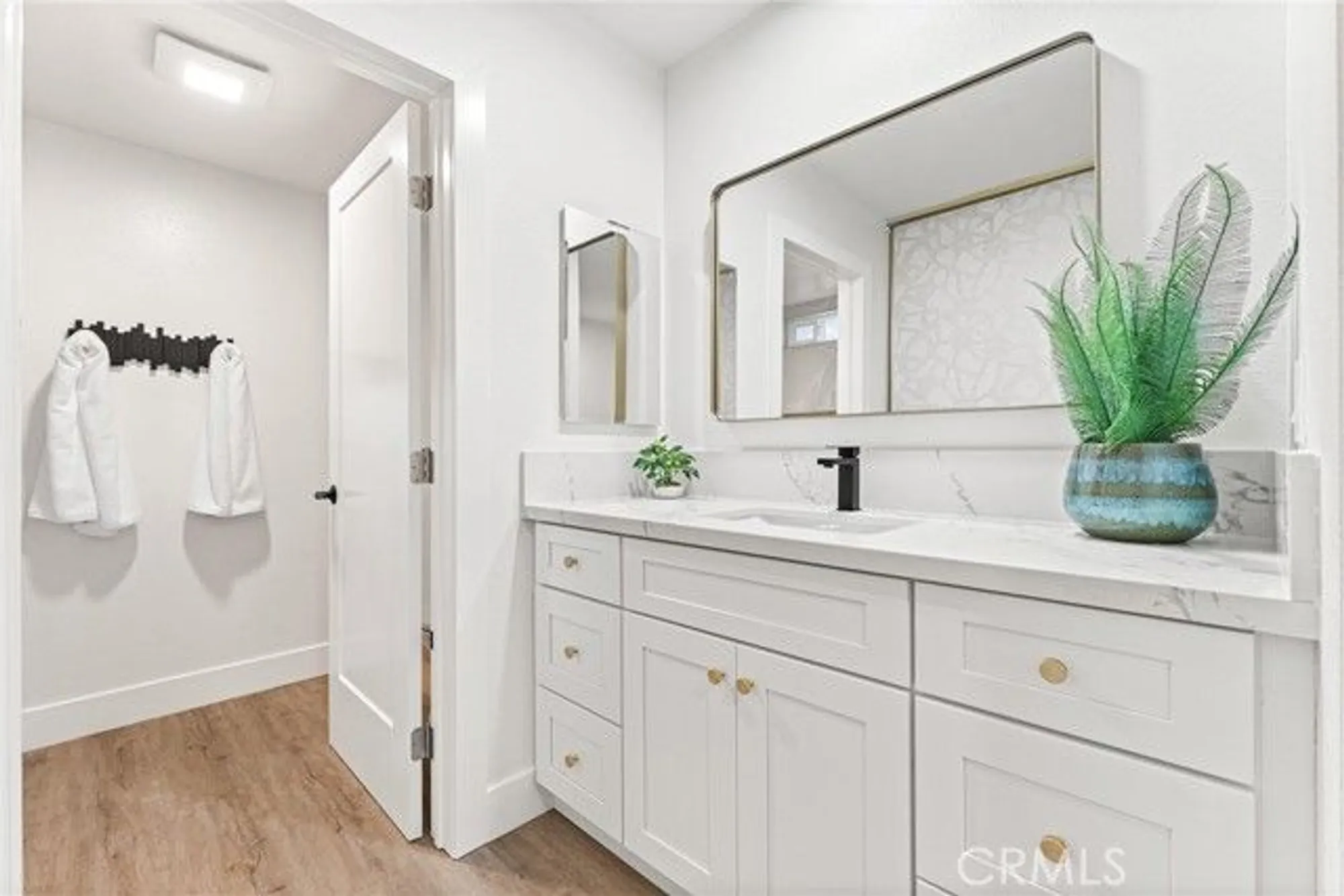 Property Slideshow image 25 of 47 | 2f w via, Laguna Woods, CA, 92637