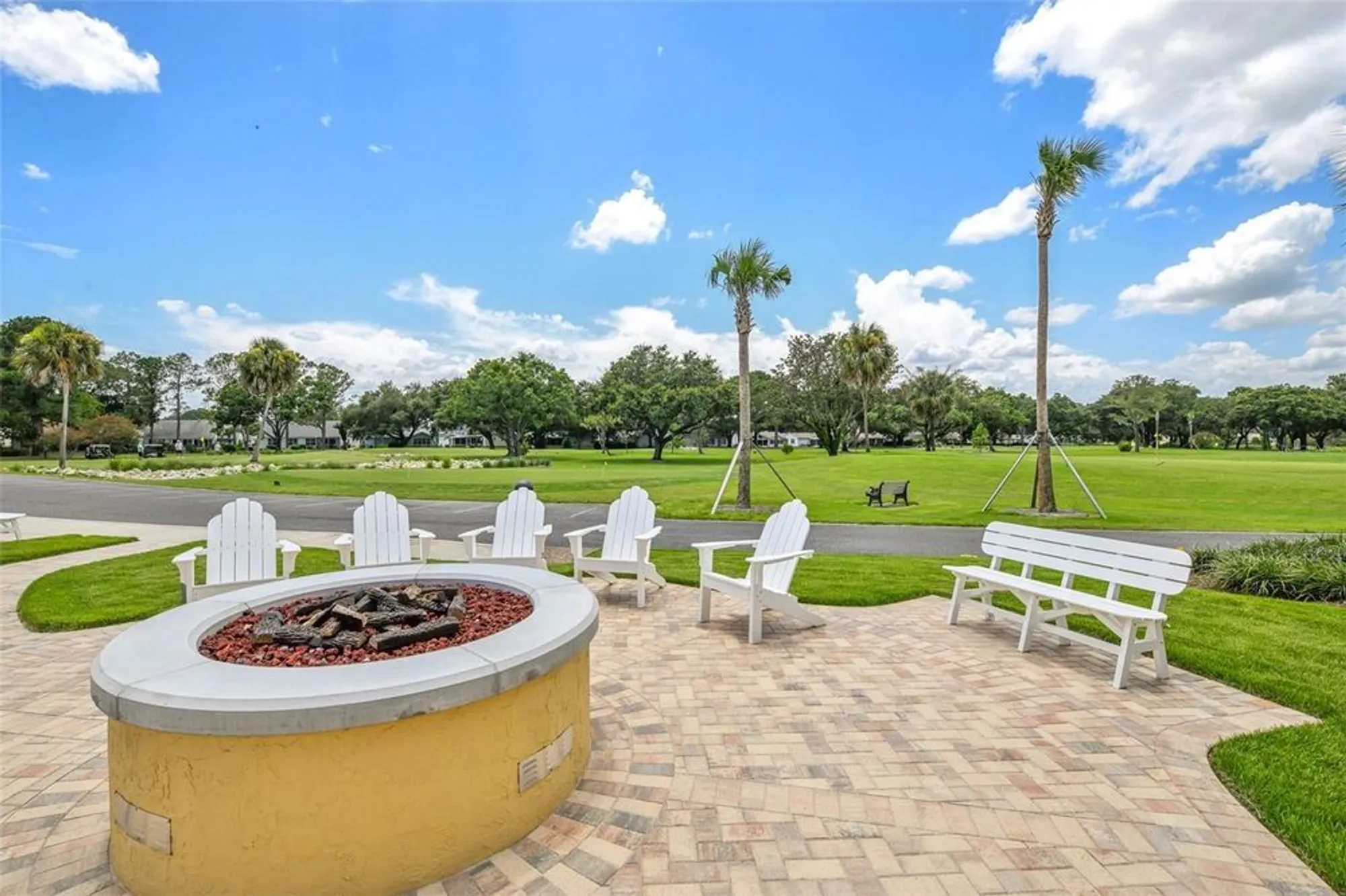 Property Slideshow image 48 of 53 | 516 loma paseo dr, The Villages, FL, 32159