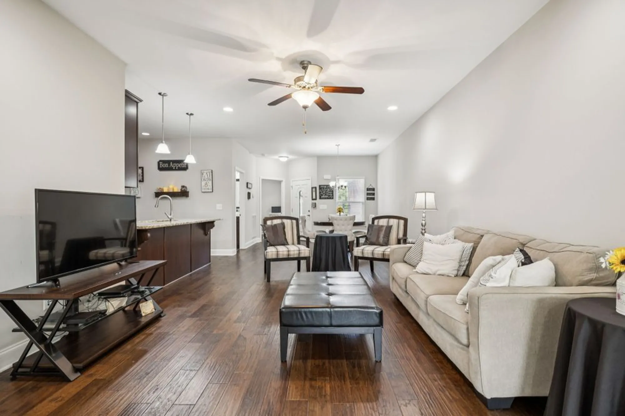 Property Slideshow image 12 of 42 | 161 winslow ct, Gallatin, TN, 37066