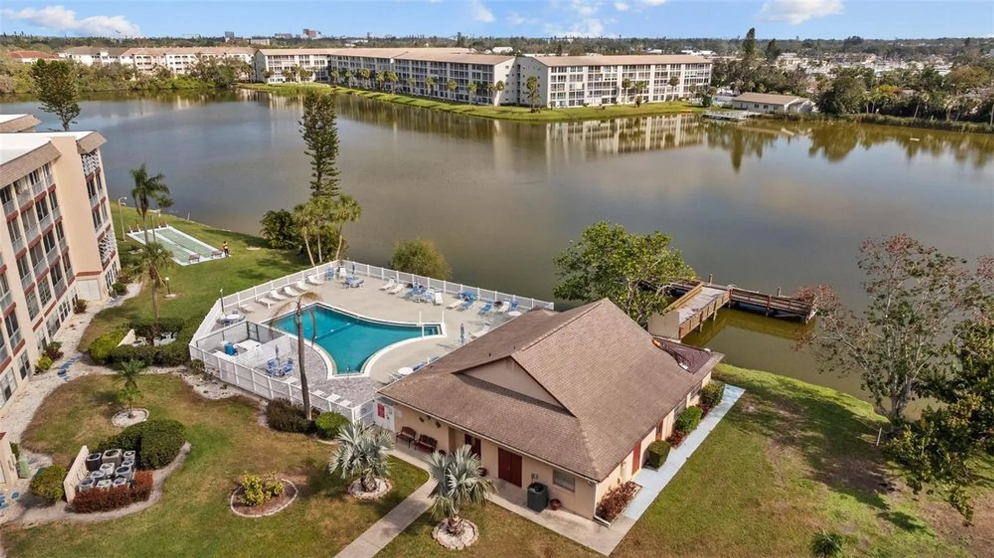 Property Slideshow image 40 of 45 | 4126 heron way b113, Bradenton, FL, 34205