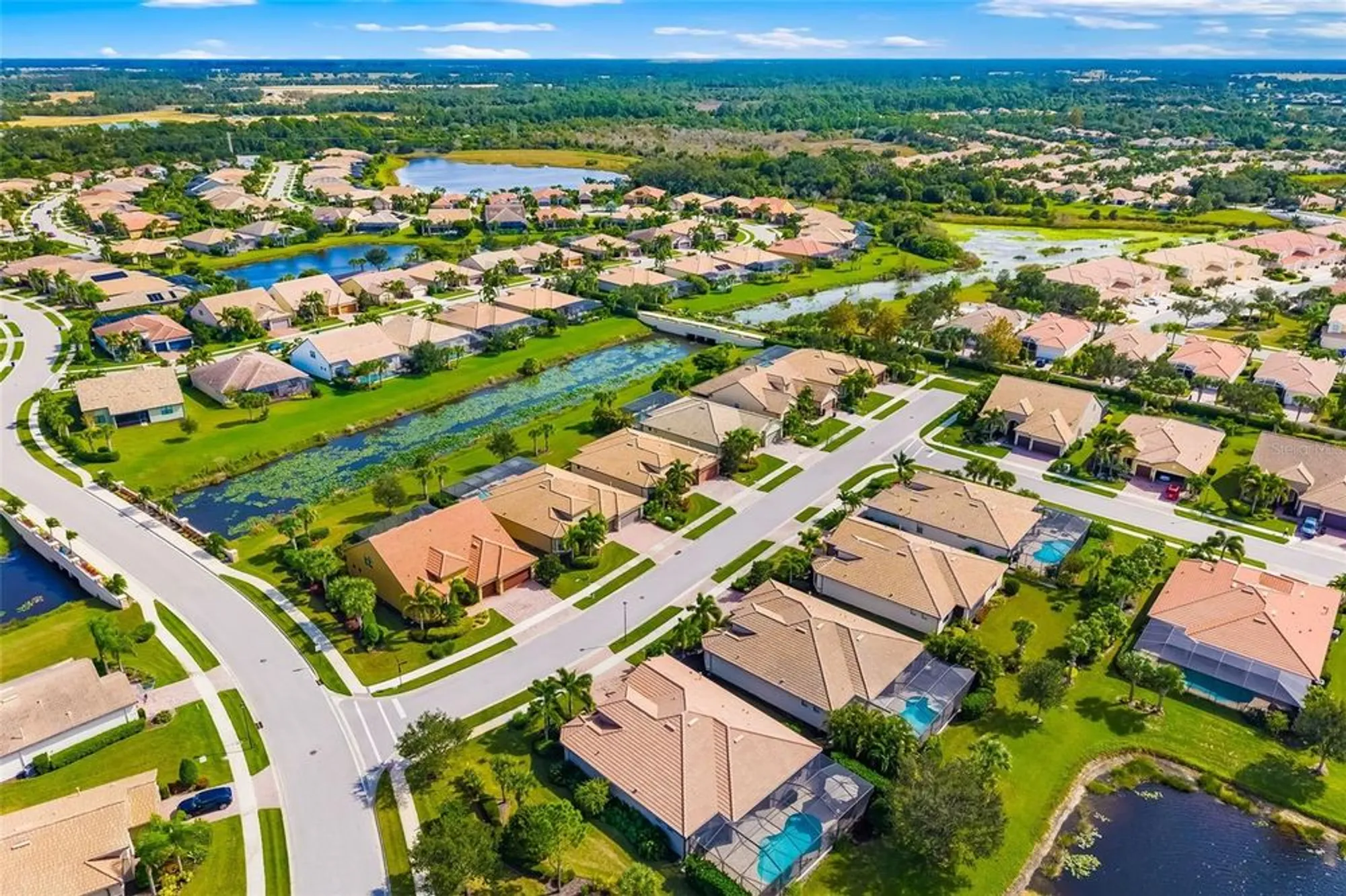 Property Slideshow image 11 of 83 | 11192 whimbrel ln, Sarasota, FL, 34238