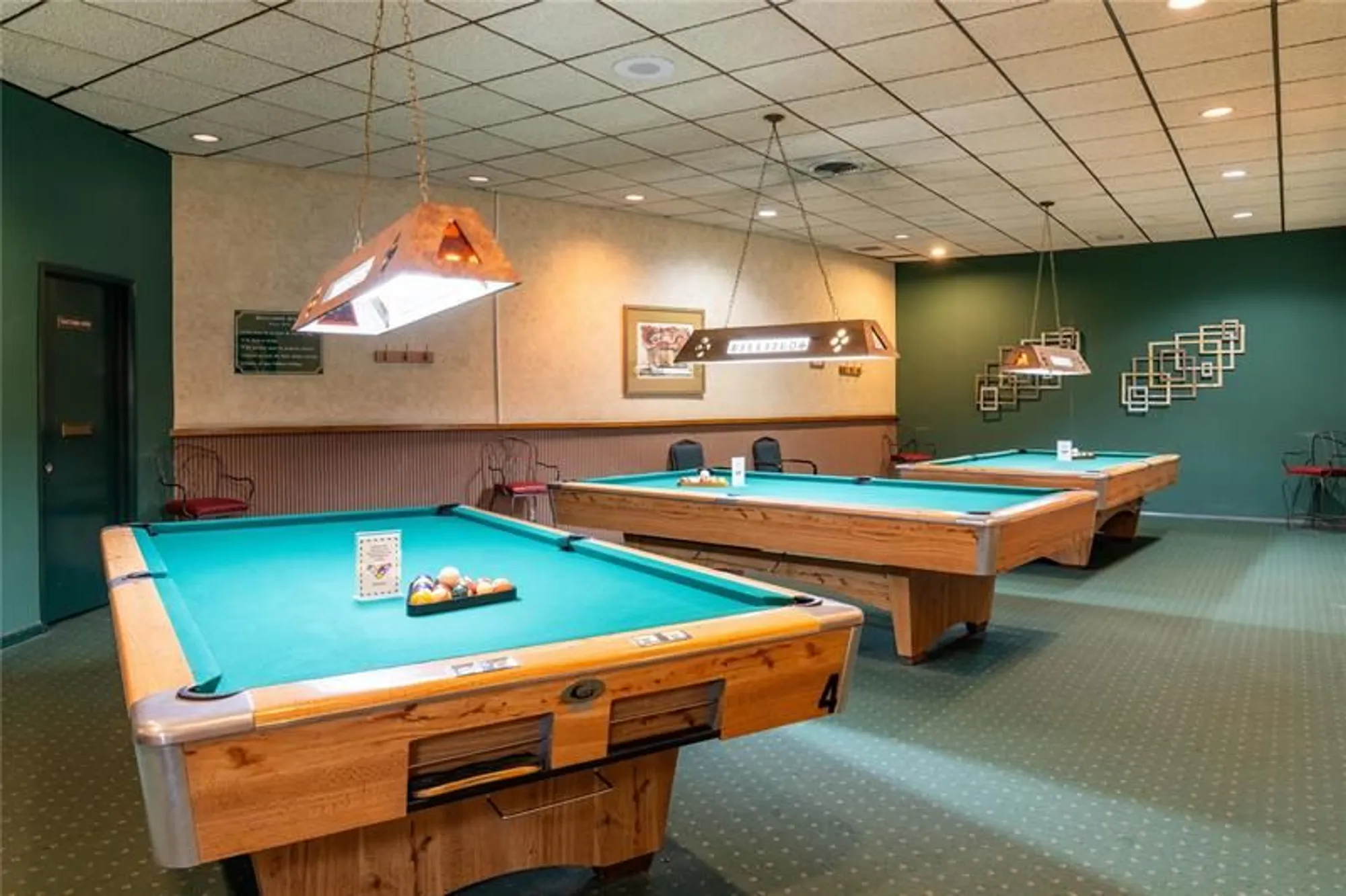 Property Slideshow image 13 of 19 | 1101 colony point cir 220, Pembroke Pines, FL, 33026