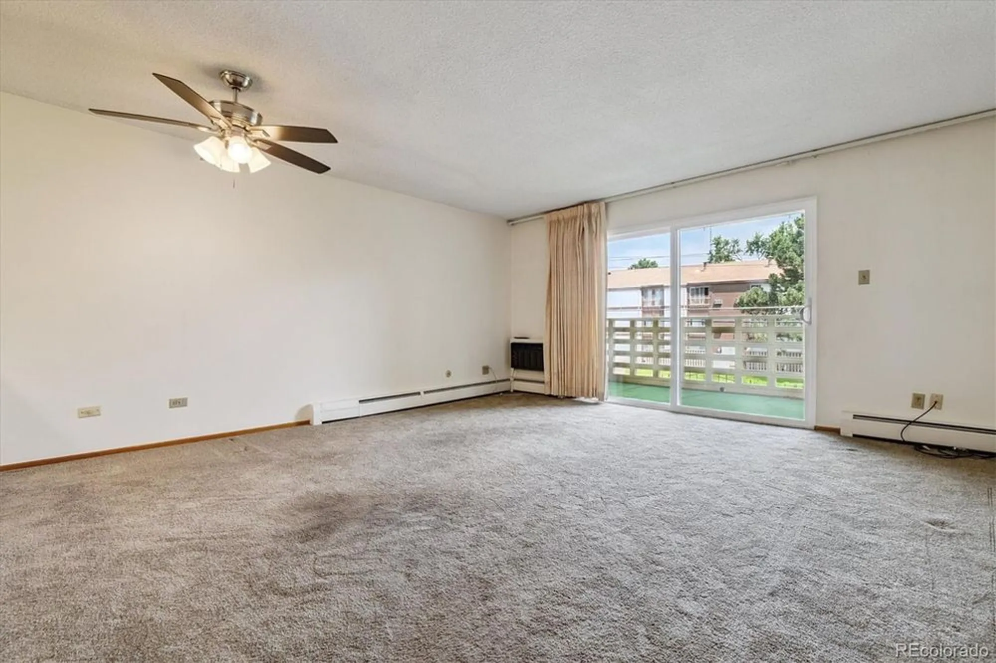 Property Slideshow image 2 of 44 | 610 s clinton st 10b, Denver, CO, 80247