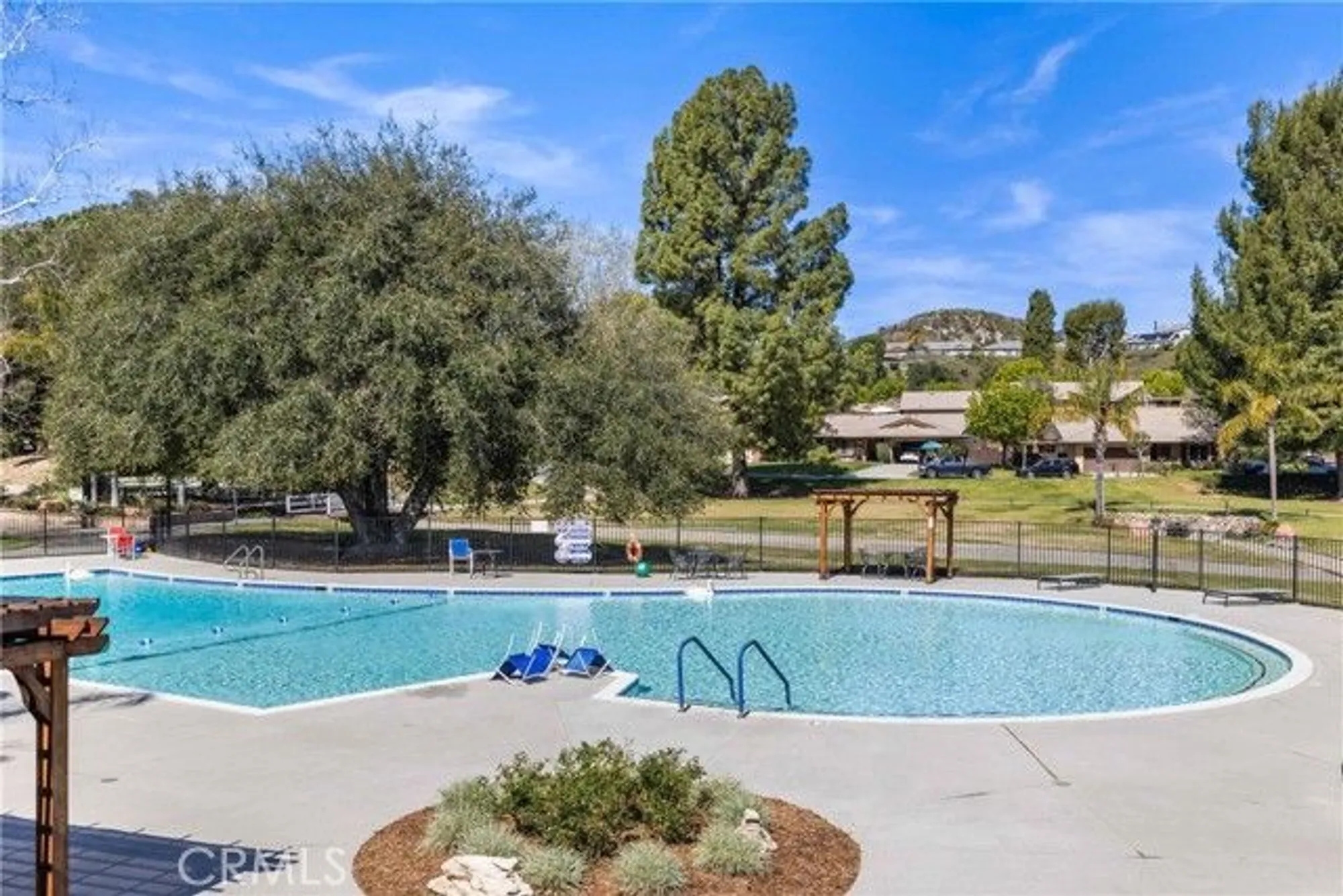 Property Slideshow image 46 of 57 | 19211 avenue of the oaks a, Newhall, CA, 91321