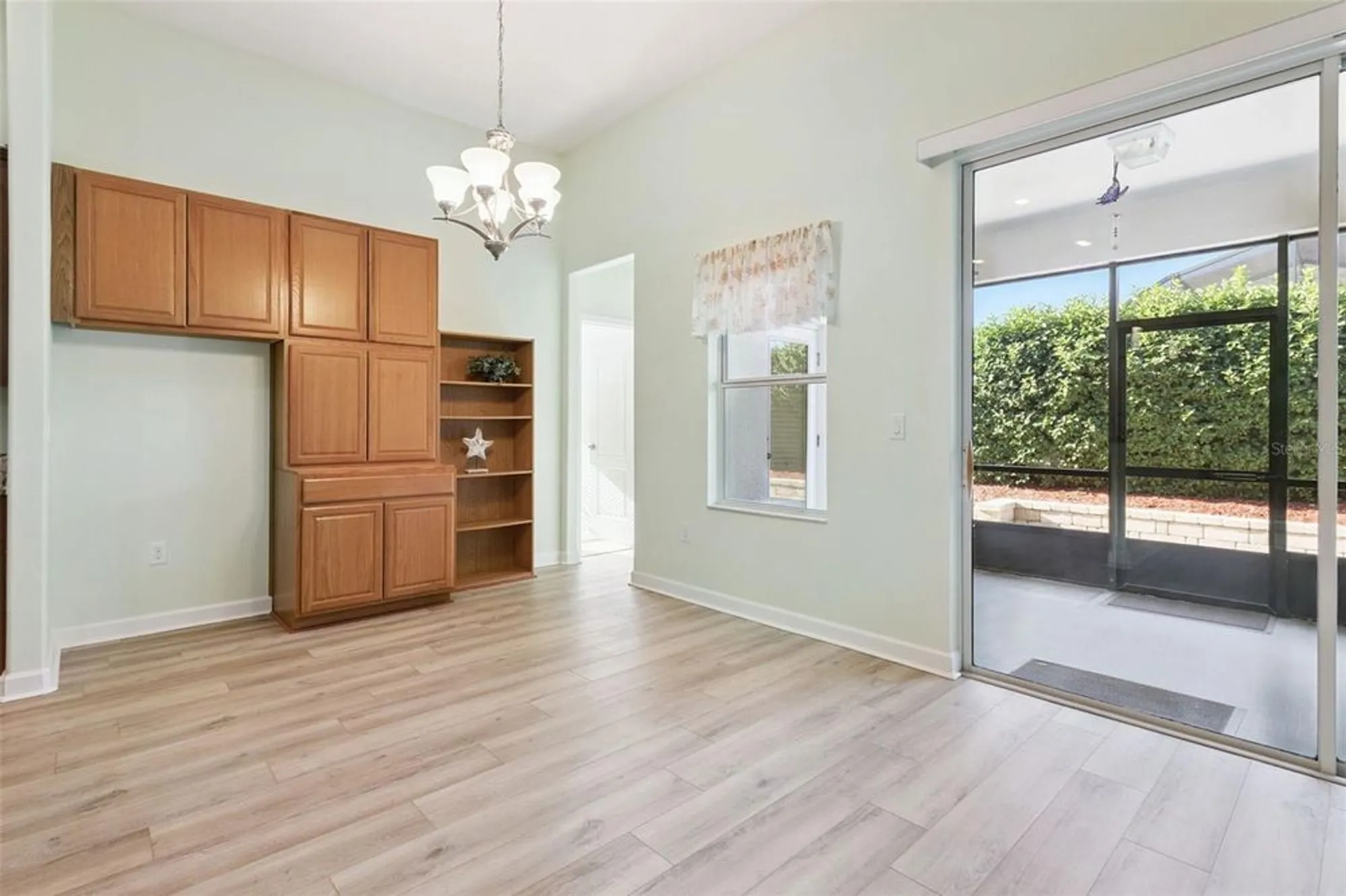 Property Slideshow image 13 of 53 | 3686 plymouth dr, Winter Haven, FL, 33884