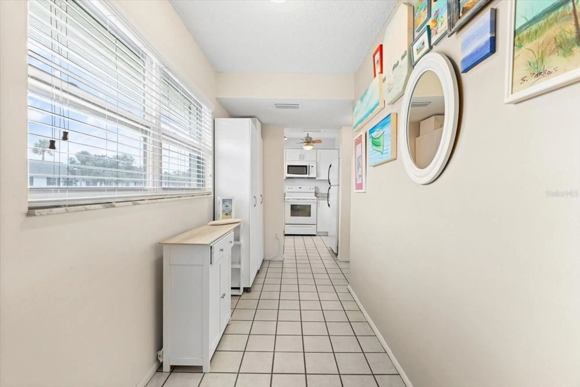 Property Slideshow image 5 of 27 | 304 47th avenue dr 307, Bradenton, FL, 34207