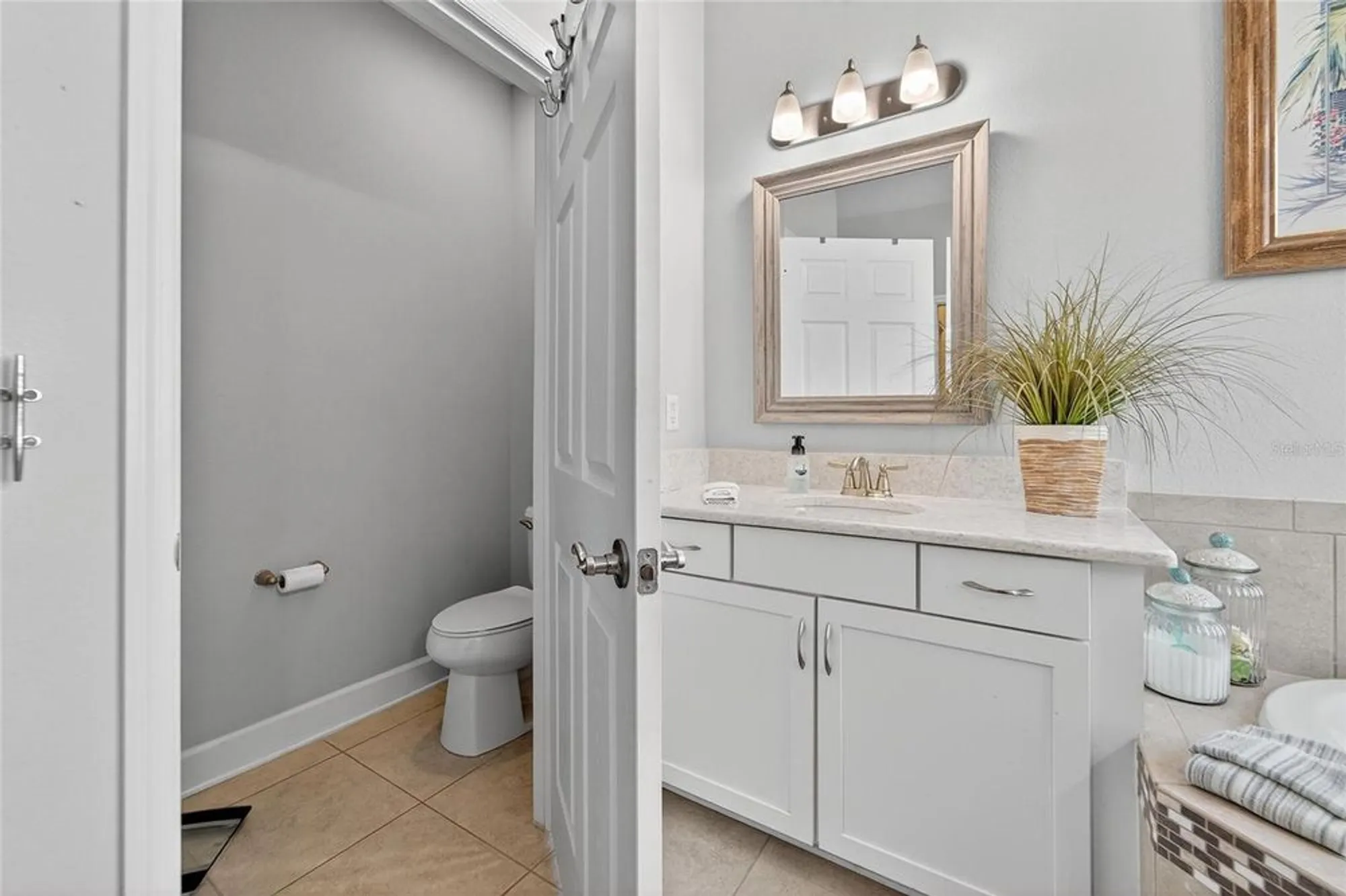 Property Slideshow image 37 of 82 | 5227 admiral pointe dr, Apollo Beach, FL, 33572