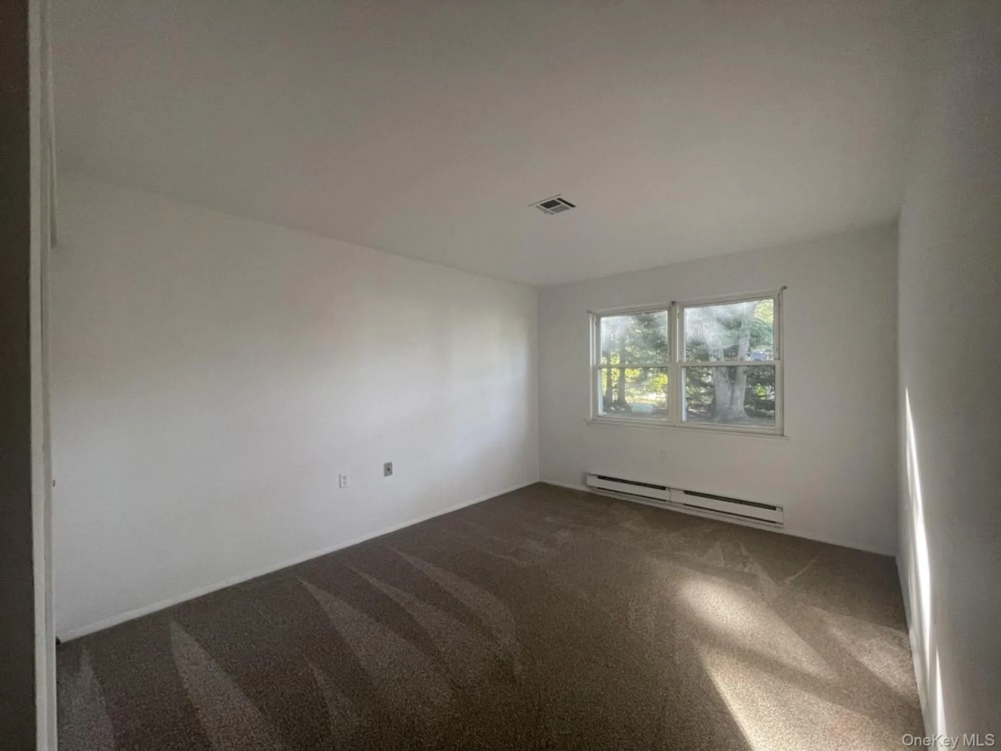 Property Slideshow image 10 of 18 | 323 brownfield dr, Ridge, NY, 11961