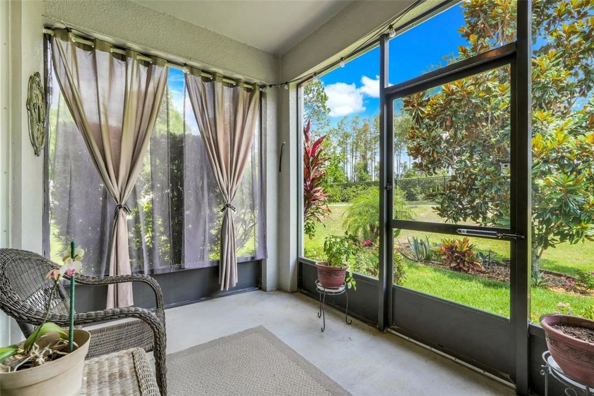 Property Slideshow image 25 of 50 | 3550 fairwaters ct d, Clermont, FL, 34711