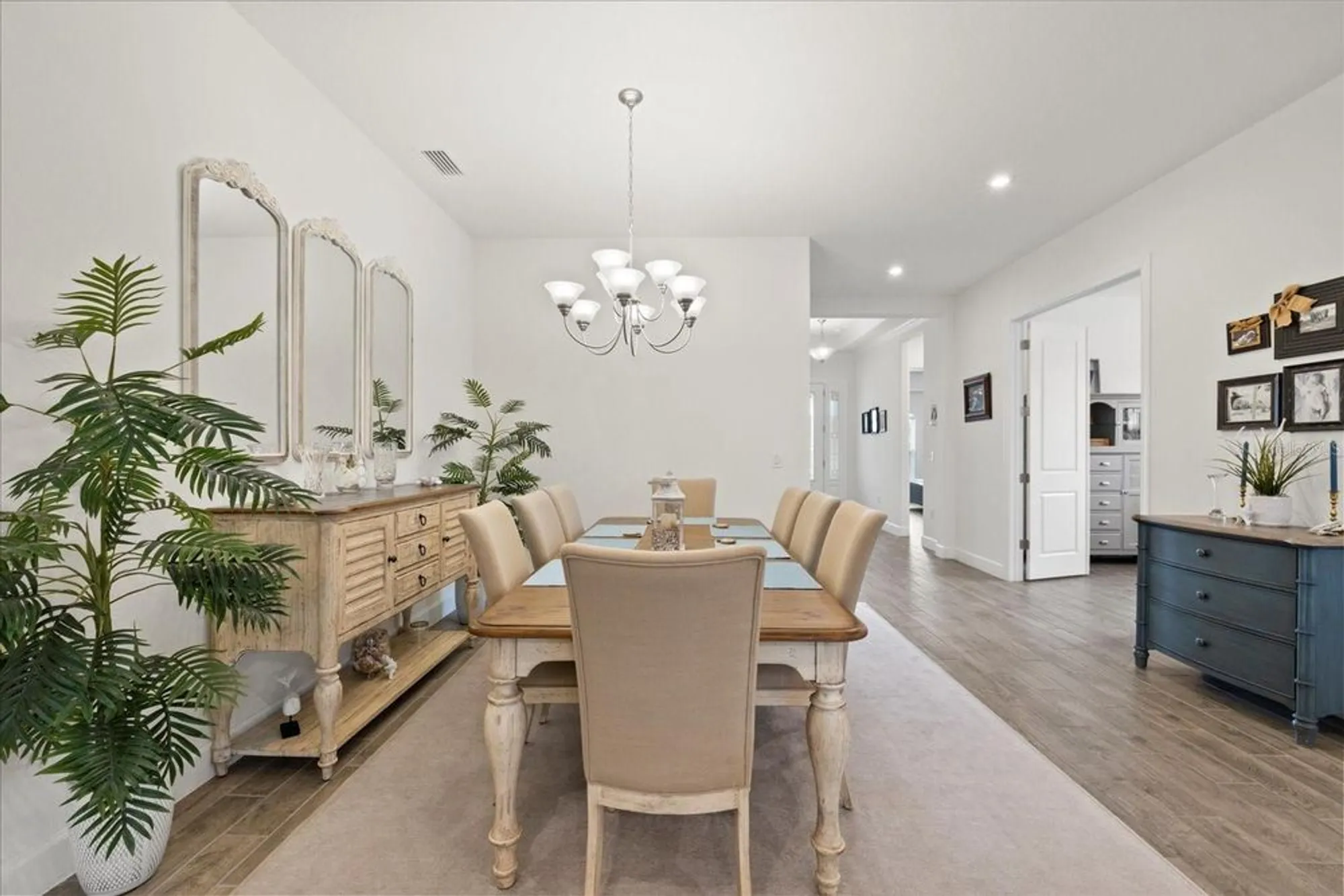 Property Slideshow image 10 of 91 | 11398 juglans dr, Odessa, FL, 33556