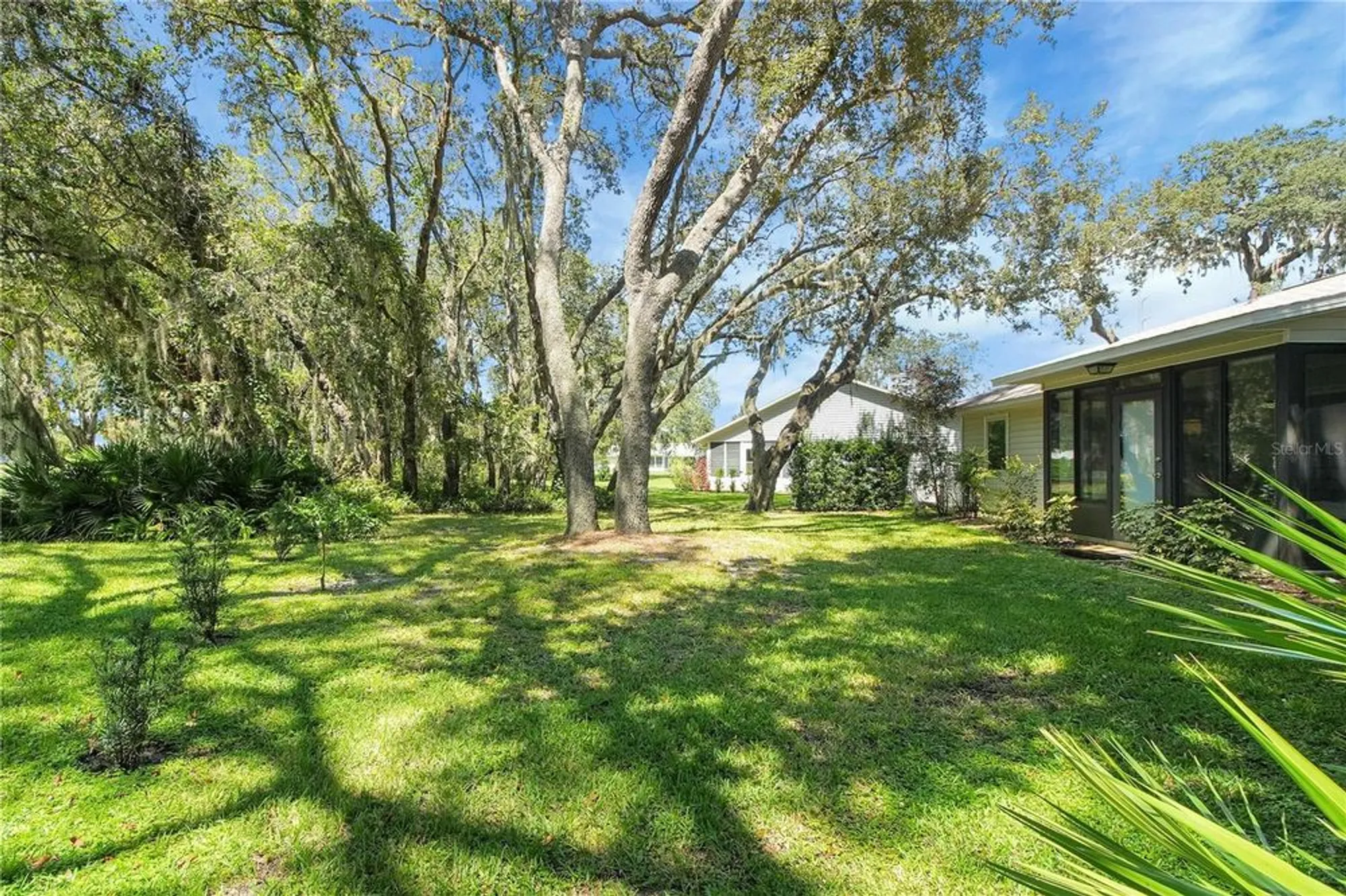 Property Slideshow image 13 of 63 | 610 fannich ct, Leesburg, FL, 34788