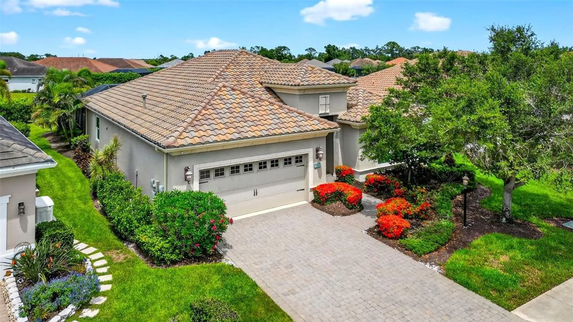 Property Slideshow image 9 of 99 | 10812 trophy dr, Englewood, FL, 34223