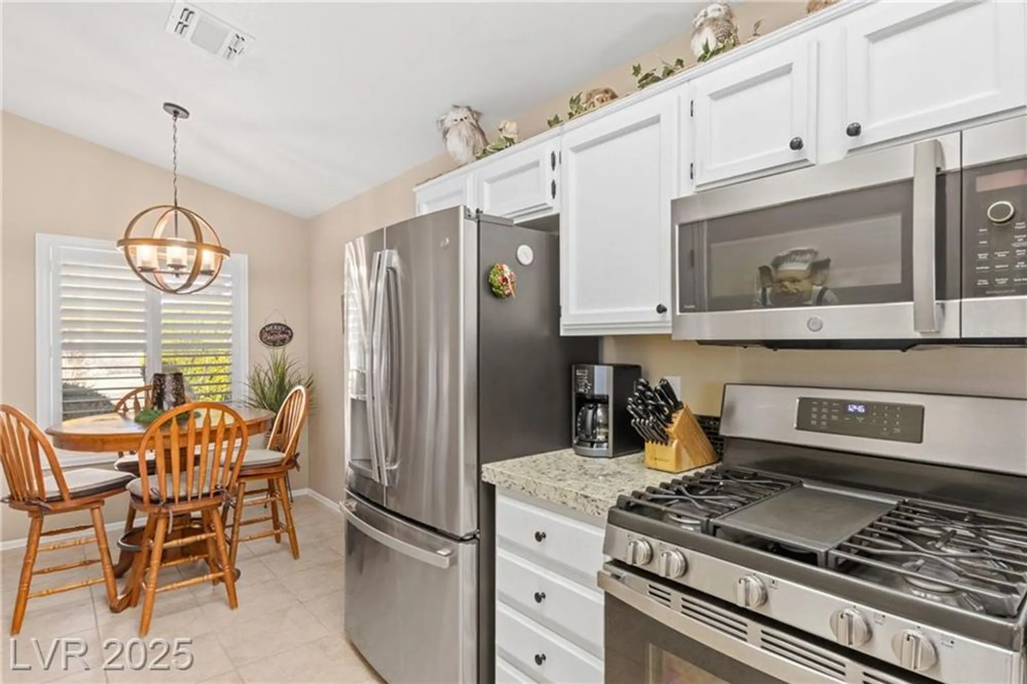 Property Slideshow image 8 of 27 | 2155 chapman ranch dr, Henderson, NV, 89012