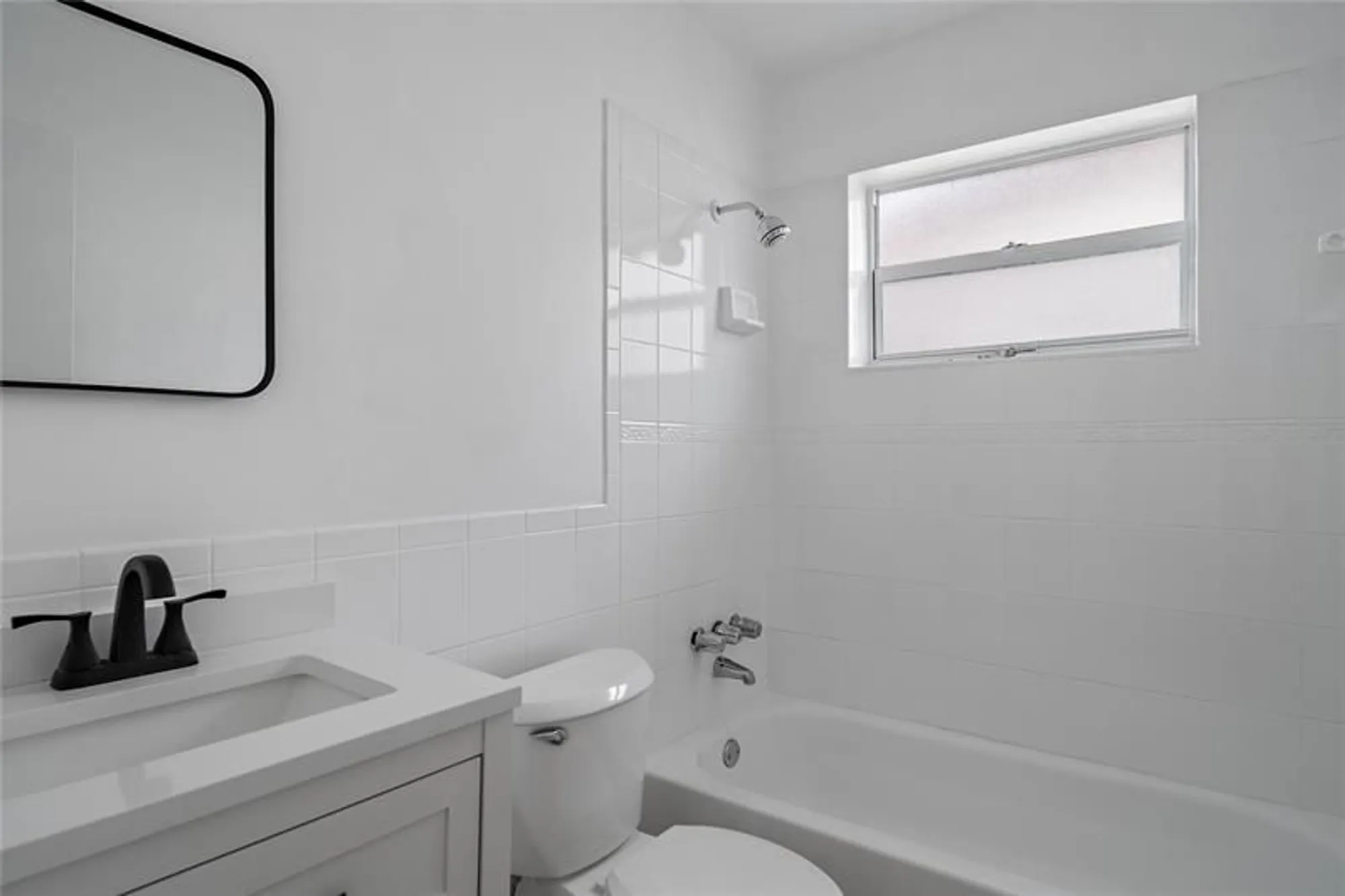 Property Slideshow image 25 of 34 | 4510 nw 49th dr, Tamarac, FL, 33319