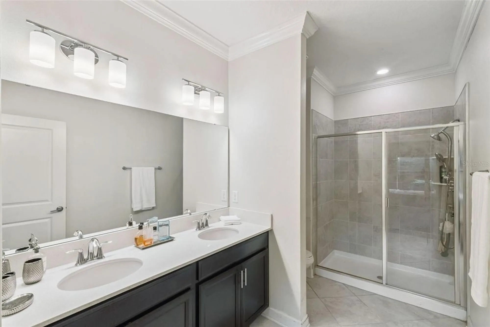 Property Slideshow image 12 of 31 | 3553 belland cir a, Clermont, FL, 34711