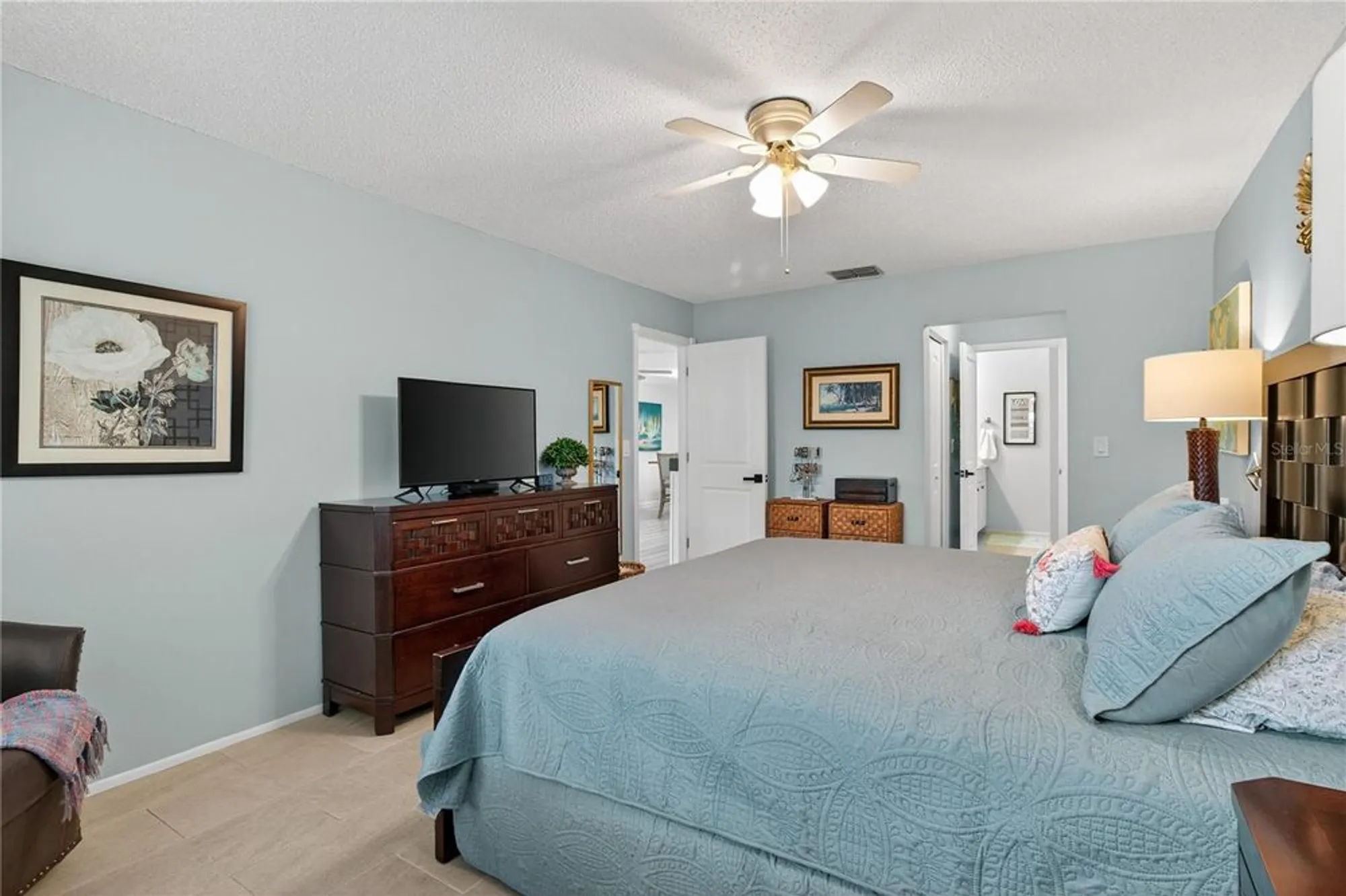 Property Slideshow image 22 of 35 | 839 glen more ct c, Palm Harbor, FL, 34684