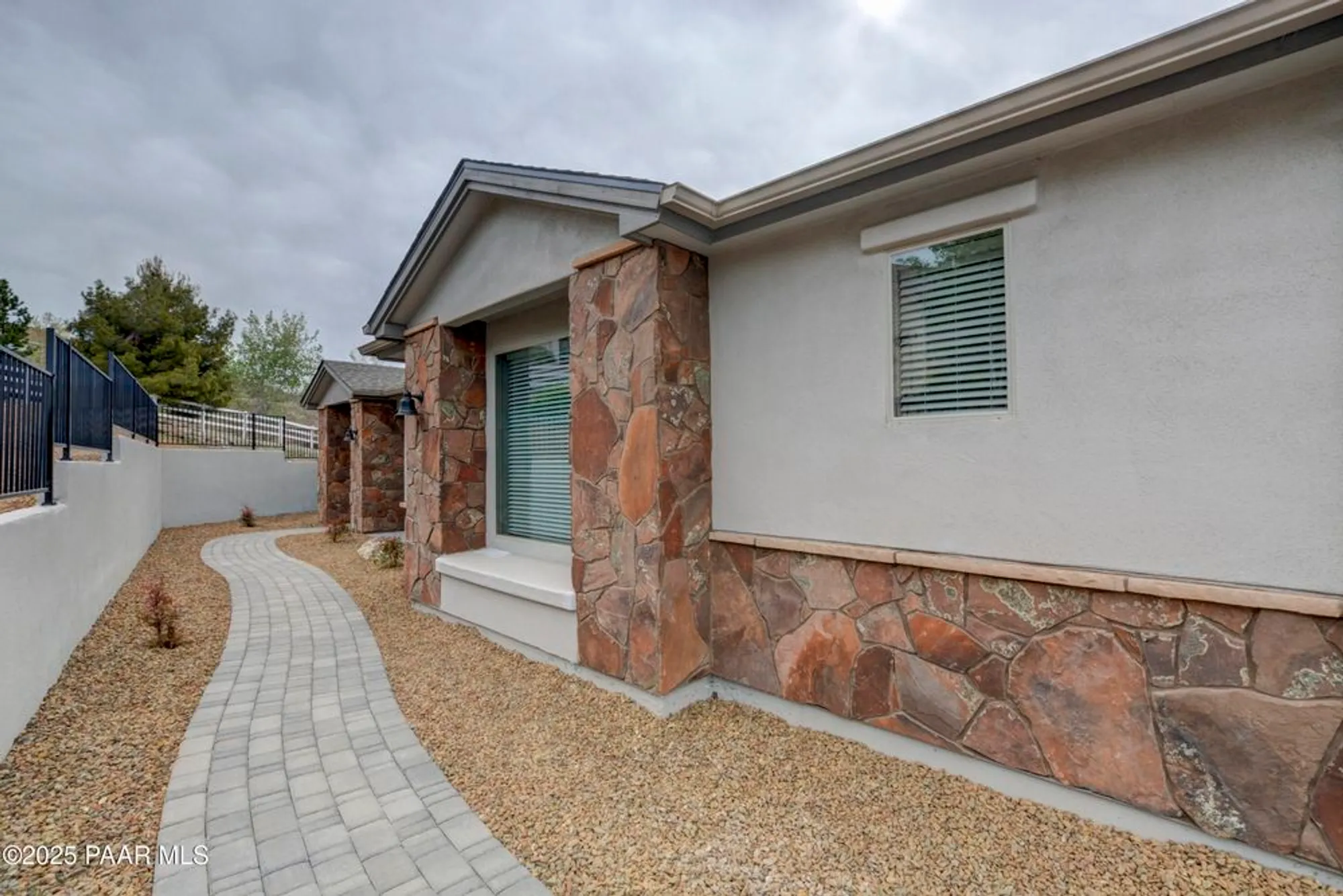Property Slideshow image 26 of 26 | 212 e smoke tree ln, Prescott, AZ, 86301