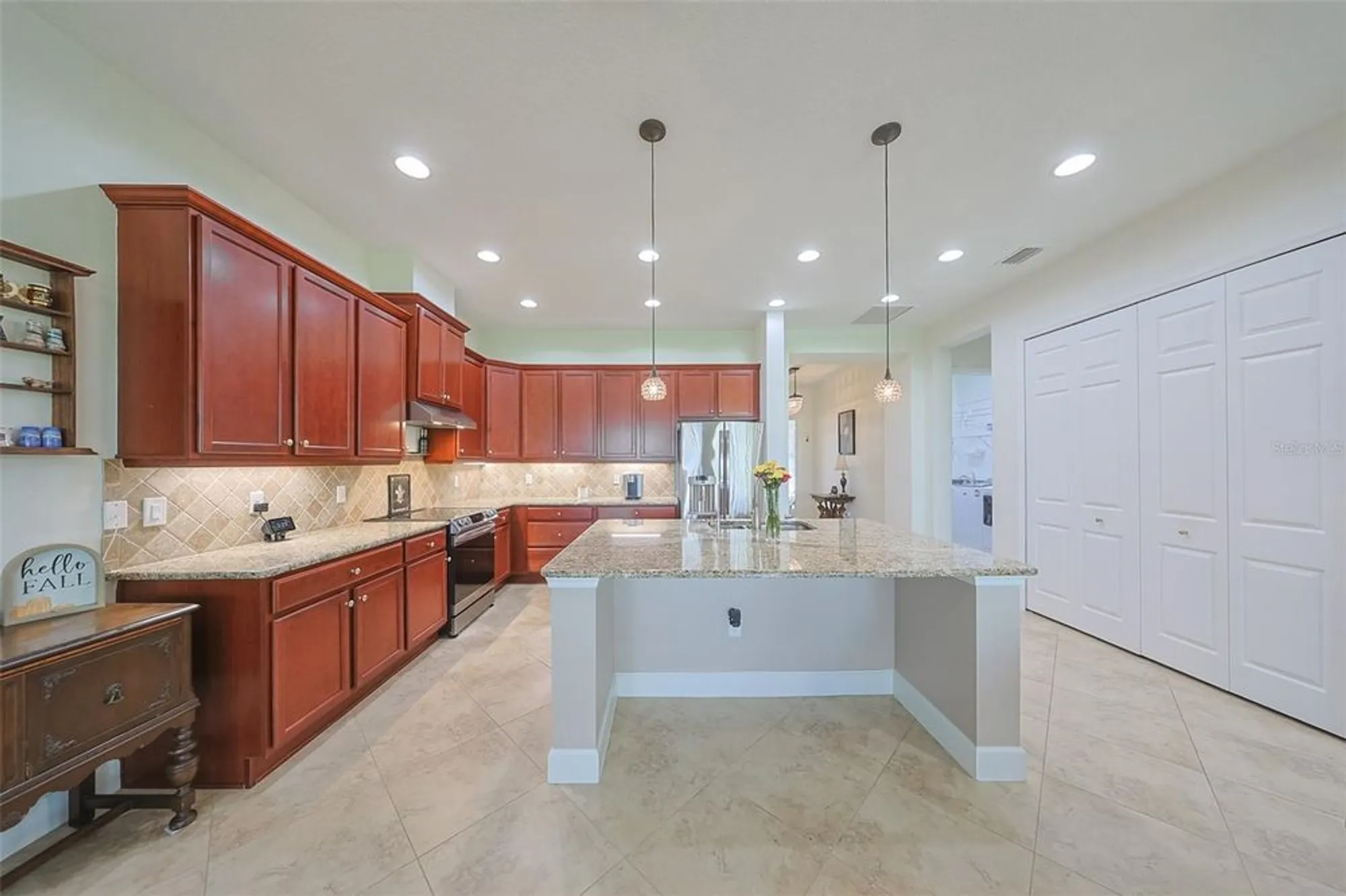 Property Slideshow image 15 of 75 | 2264 sifield greens way, Sun City Center, FL, 33573
