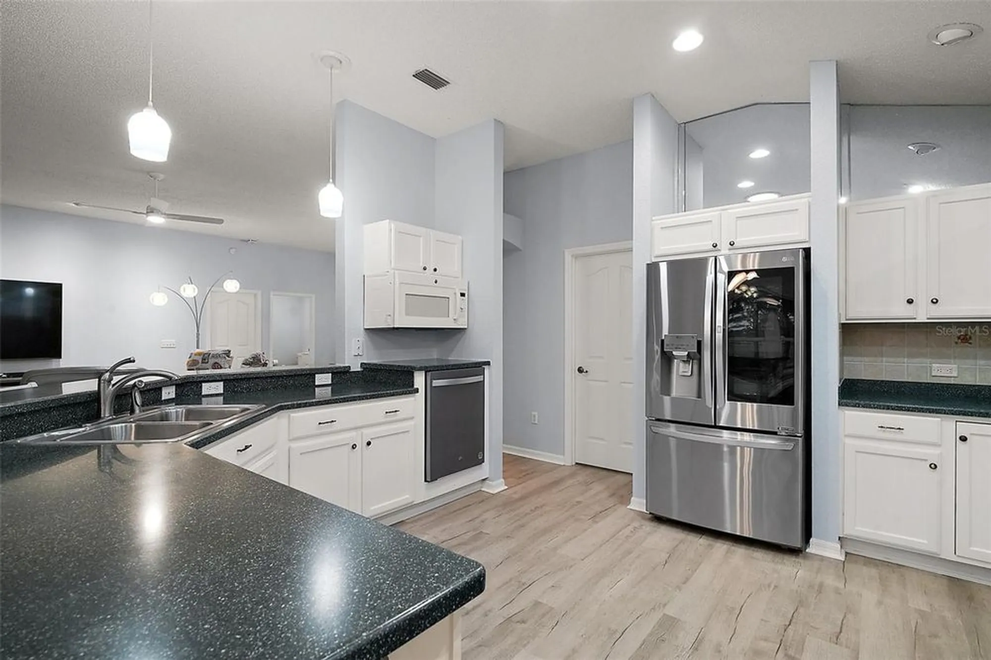 Property Slideshow image 25 of 38 | 1738 augustine dr, The Villages, FL, 32159