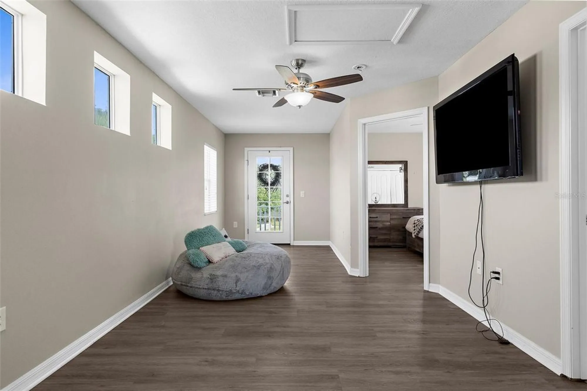Property Slideshow image 24 of 50 | 12520 shimmering oak cir, Venice, FL, 34293