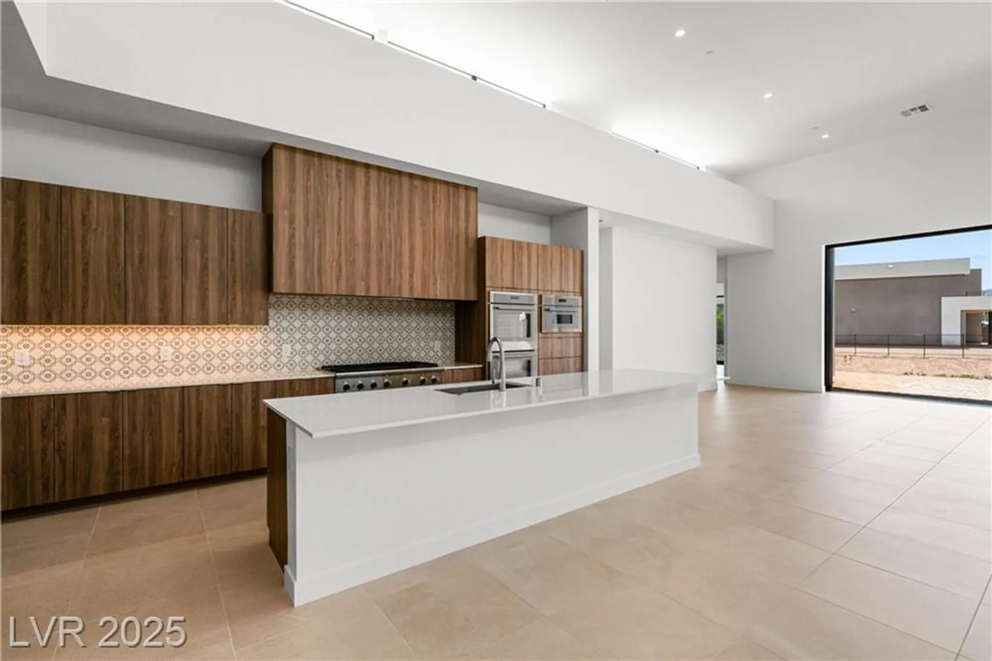 Property Slideshow image 44 of 98 | 1533 pleasant bay ct, Henderson, NV, 89011