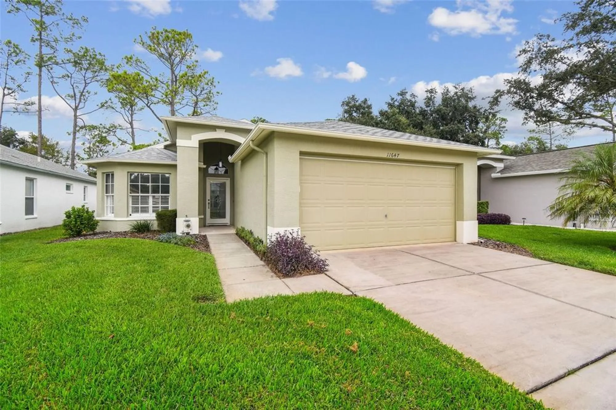 Property Slideshow image 1 of 63 | 11647 wheatfield loop, Hudson, FL, 34667