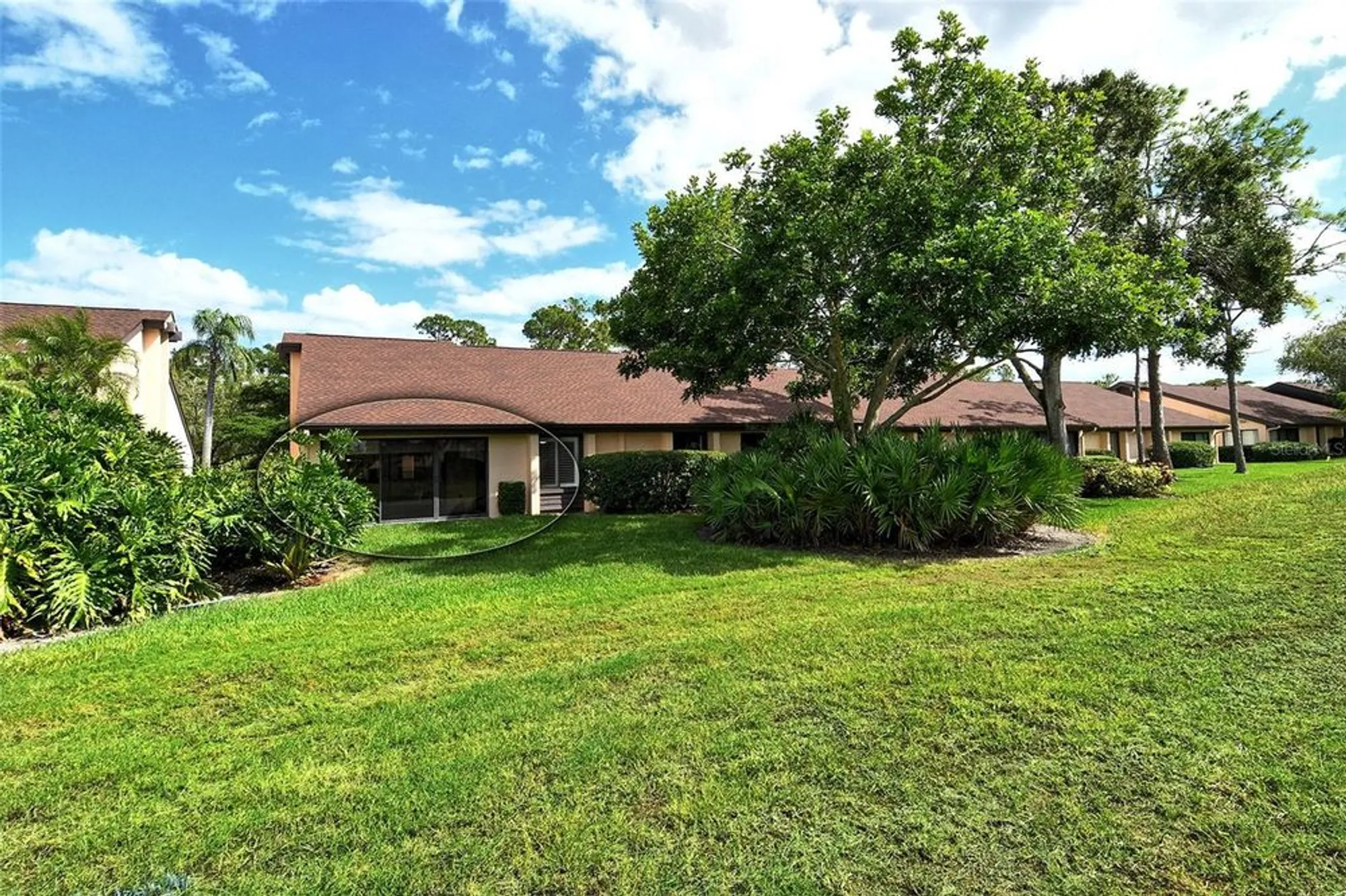 Property Slideshow image 32 of 38 | 6261 timber lake dr f6, Sarasota, FL, 34243