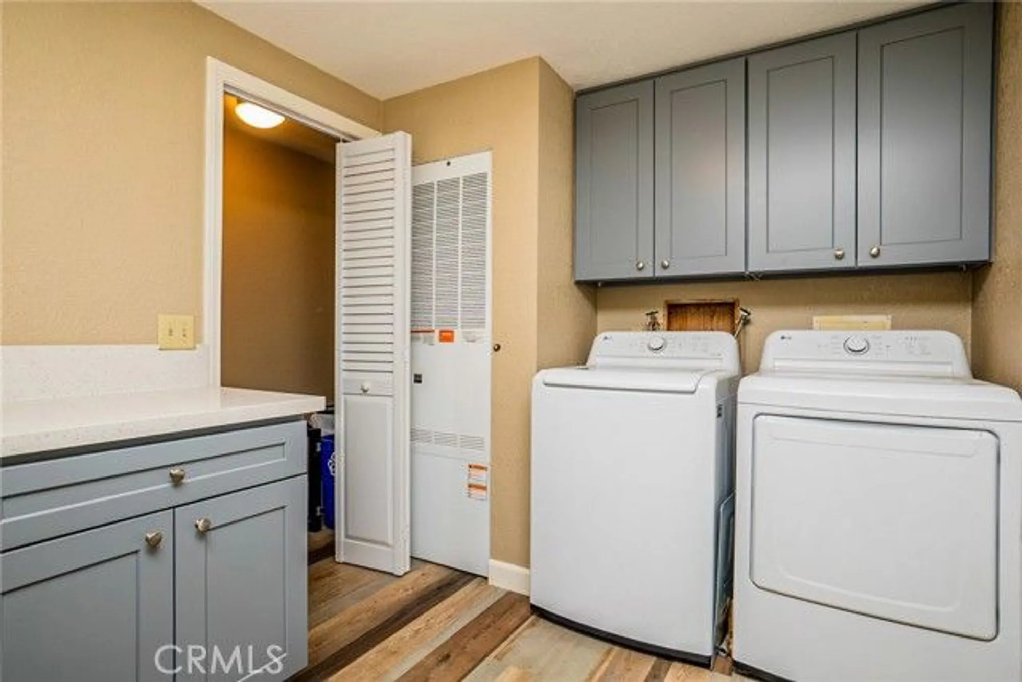 Property Slideshow image 43 of 55 | 901 norwich way, Corona, CA, 92882