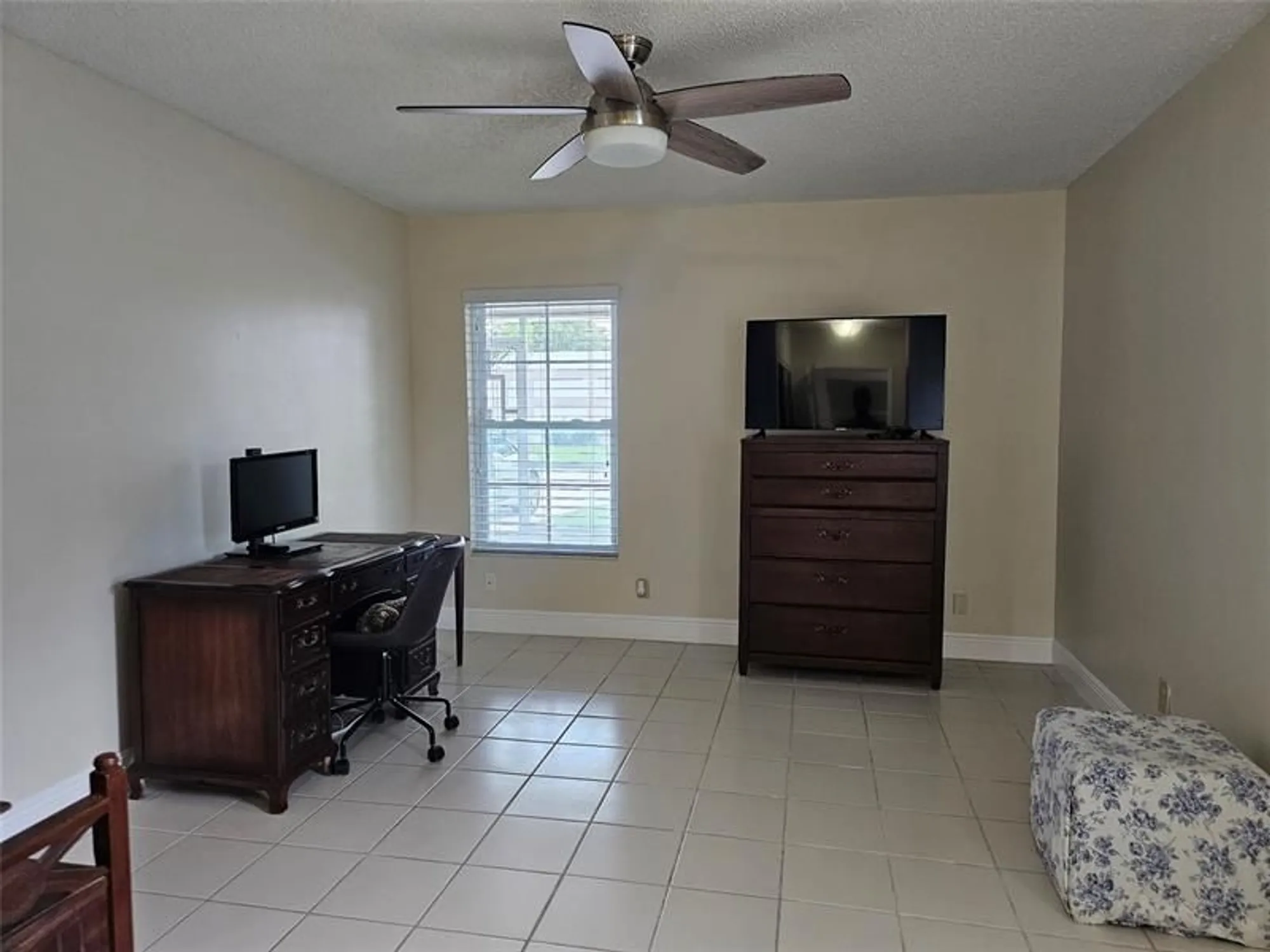 Property Slideshow image 21 of 36 | 9245 flynn cir apt 8, Boca Raton, FL, 33496