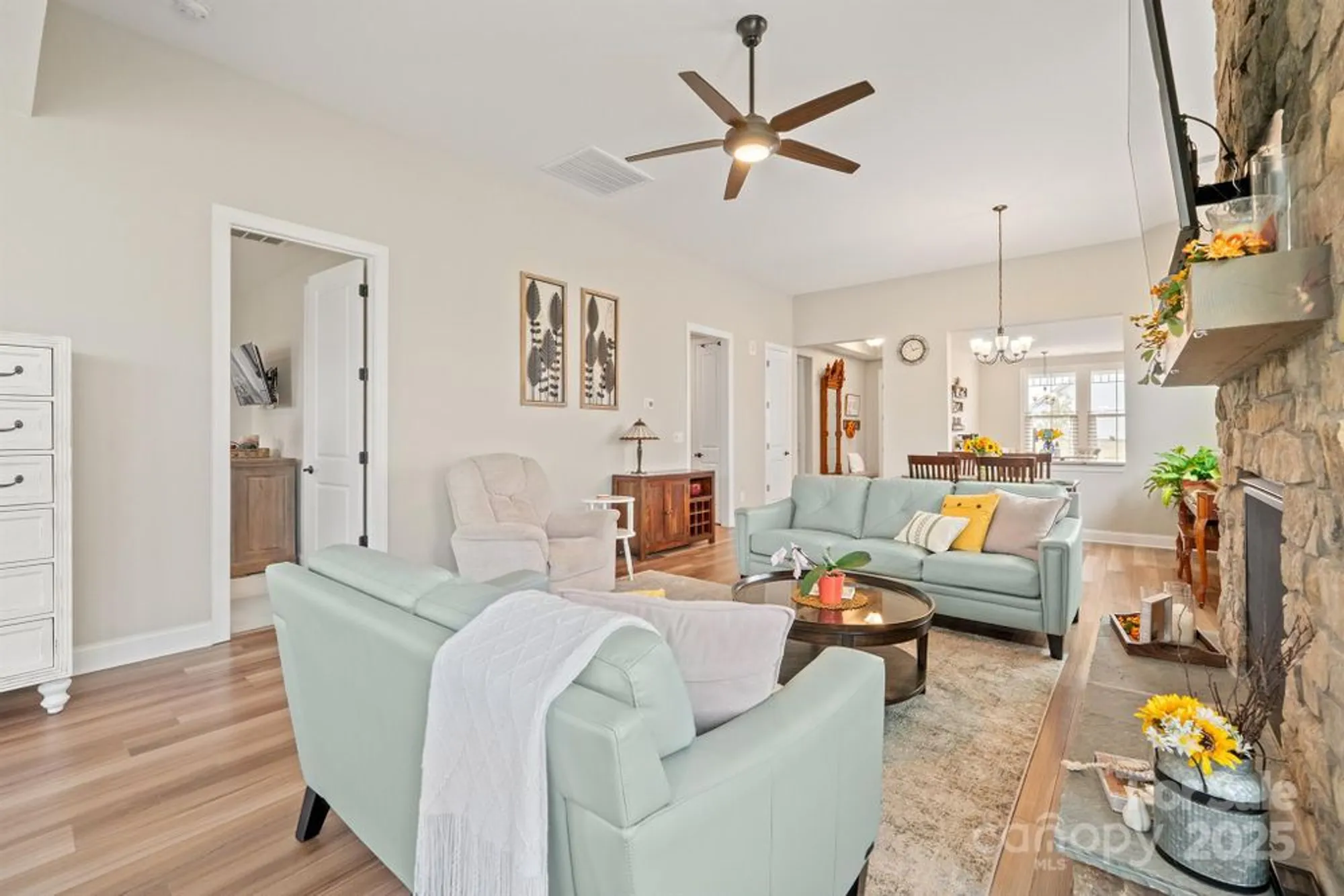 Property Slideshow image 18 of 48 | 8631 profit ln, Charlotte, NC, 28215