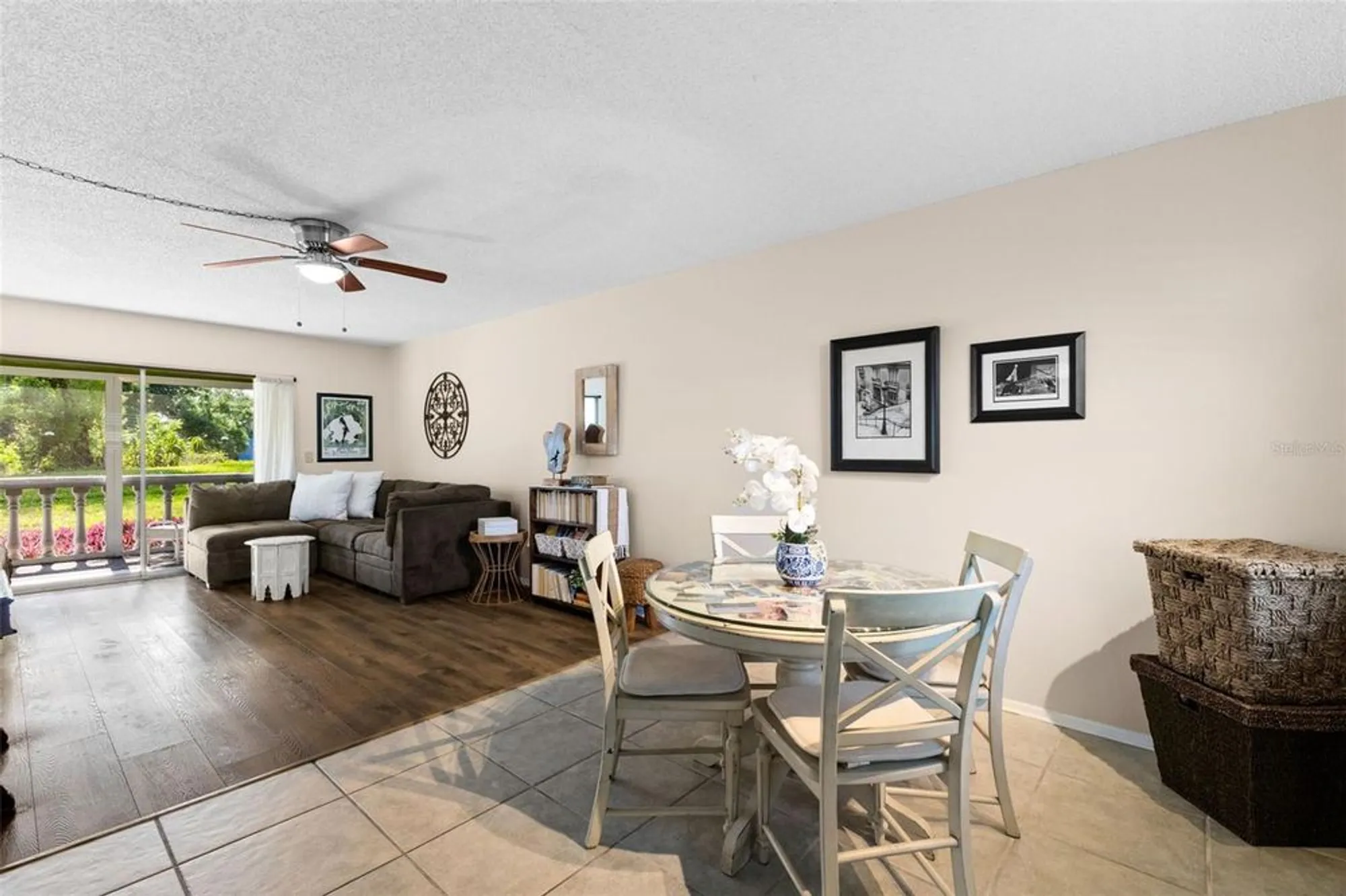 Property Slideshow image 11 of 49 | 1250 s pinellas ave apt 405, Tarpon Springs, FL, 34689