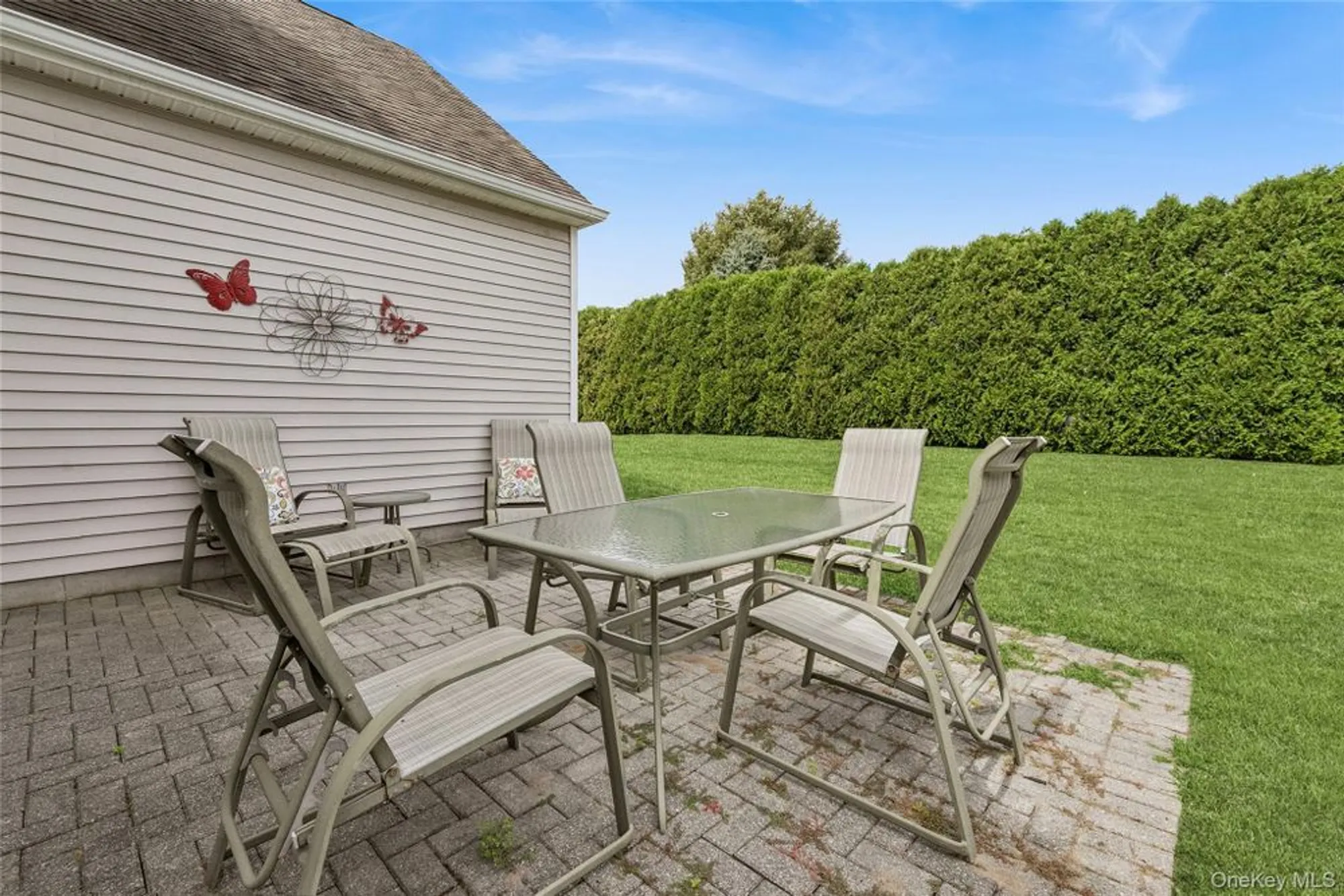 Property Slideshow image 37 of 40 | 25 louden loop, Mount Sinai, NY, 11766