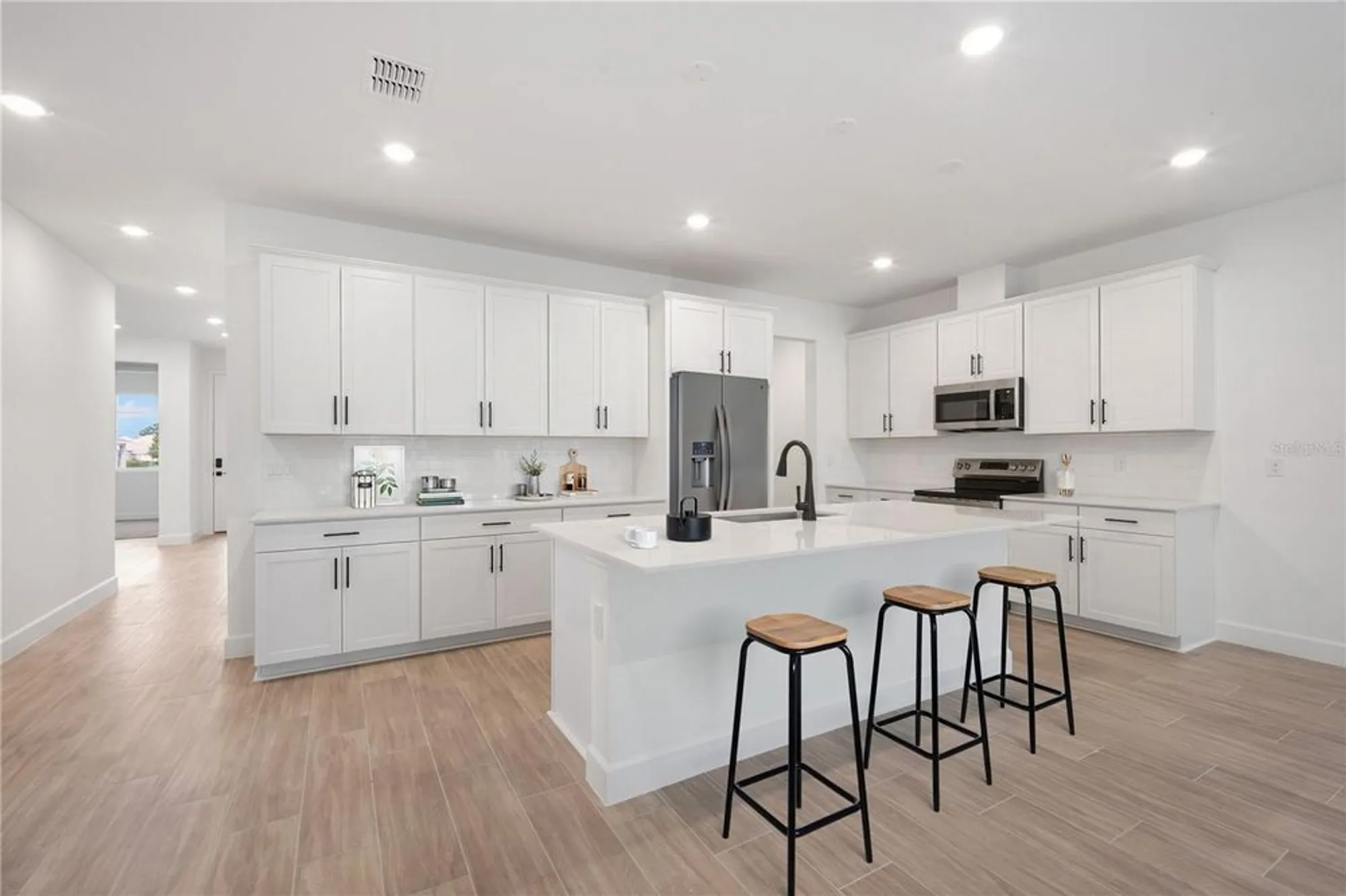 Property Slideshow image 10 of 45 | 9177 players dr, Weeki Wachee, FL, 34613