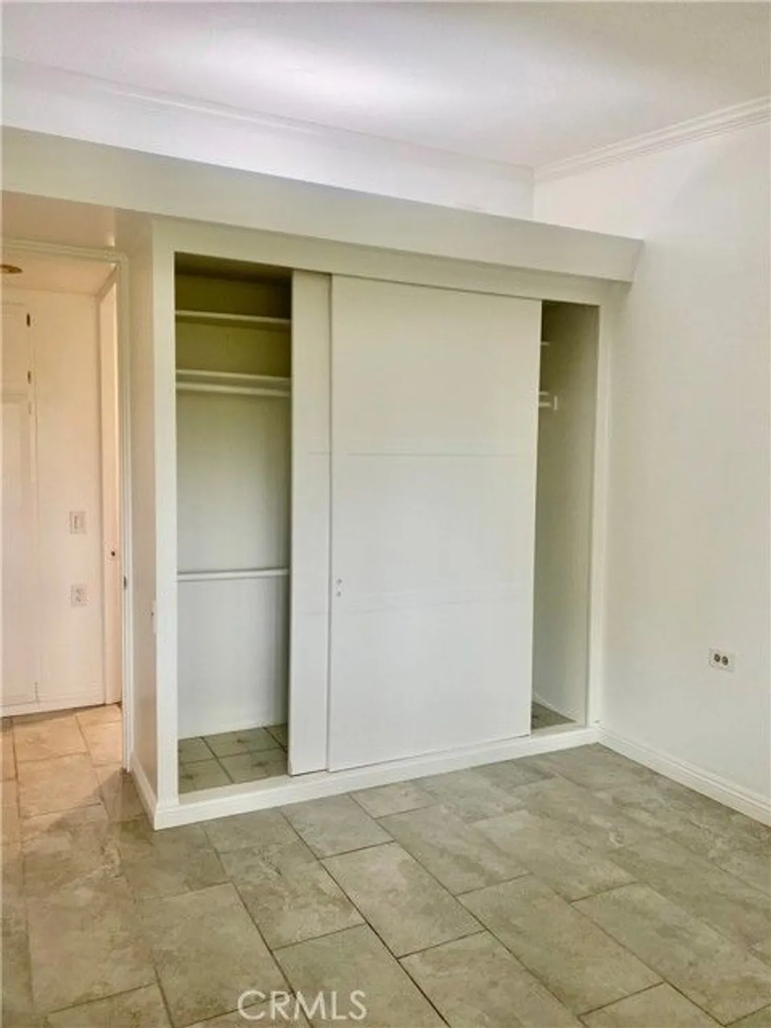 Property Slideshow image 22 of 30 | 13521 wentworth ln, Seal Beach, CA, 90740