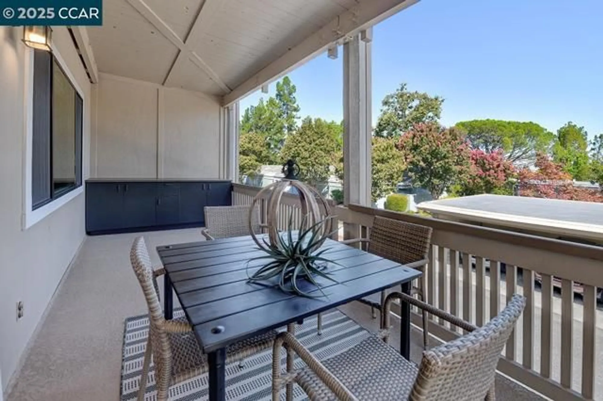 Property Slideshow image 18 of 60 | 1501 canyonwood ct 12, Walnut Creek, CA, 94595