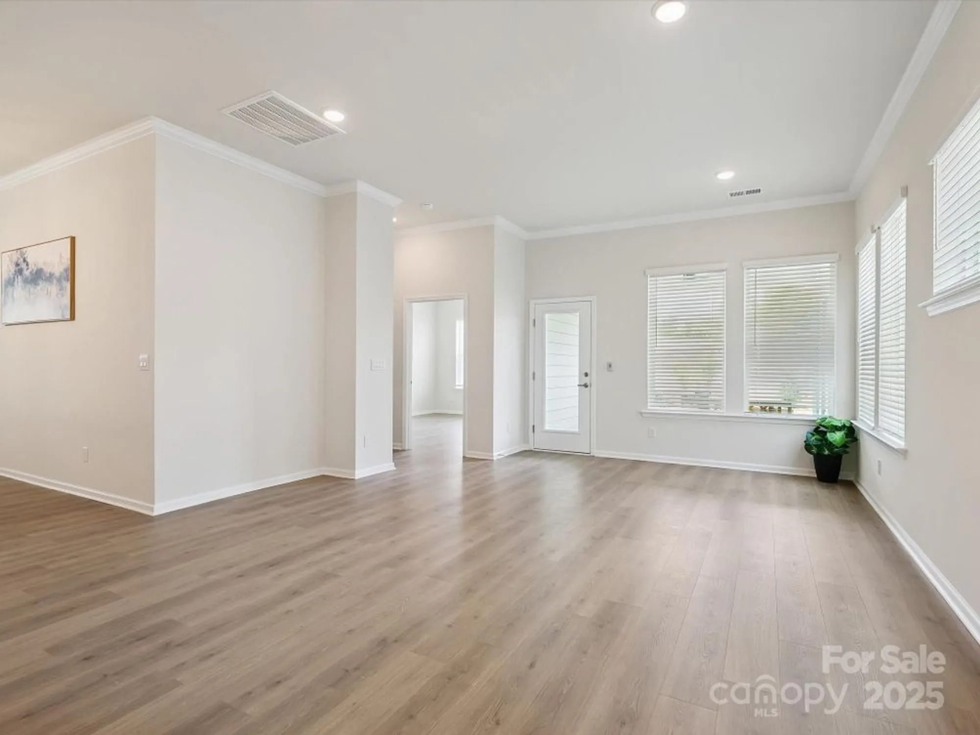 Property Slideshow image 10 of 28 | 1334 idyllic ln, Waxhaw, NC, 28173