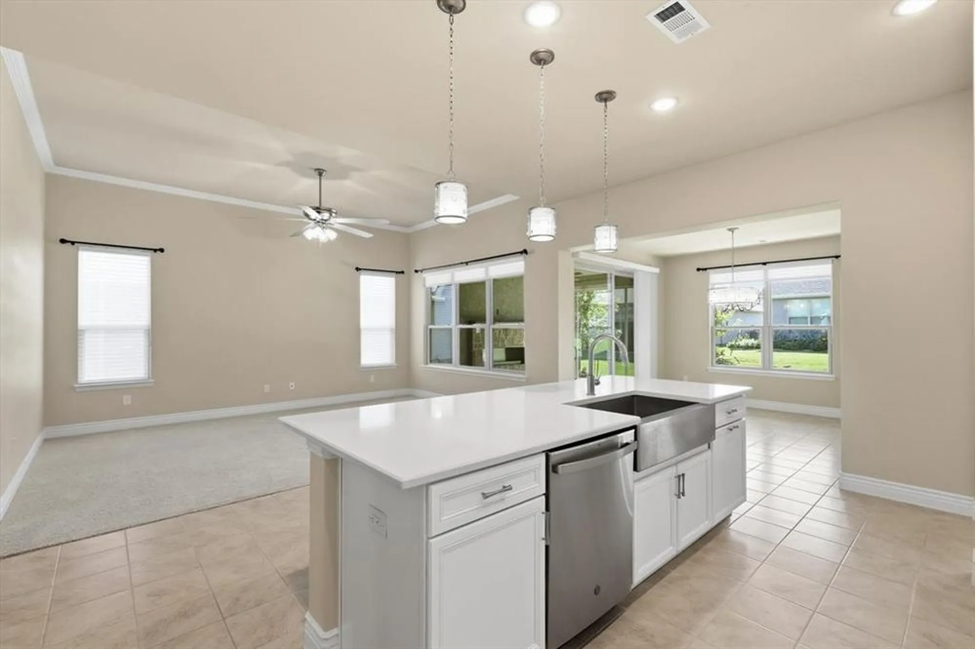 Property Slideshow image 13 of 37 | 9513 windwood ln, Denton, TX, 76207