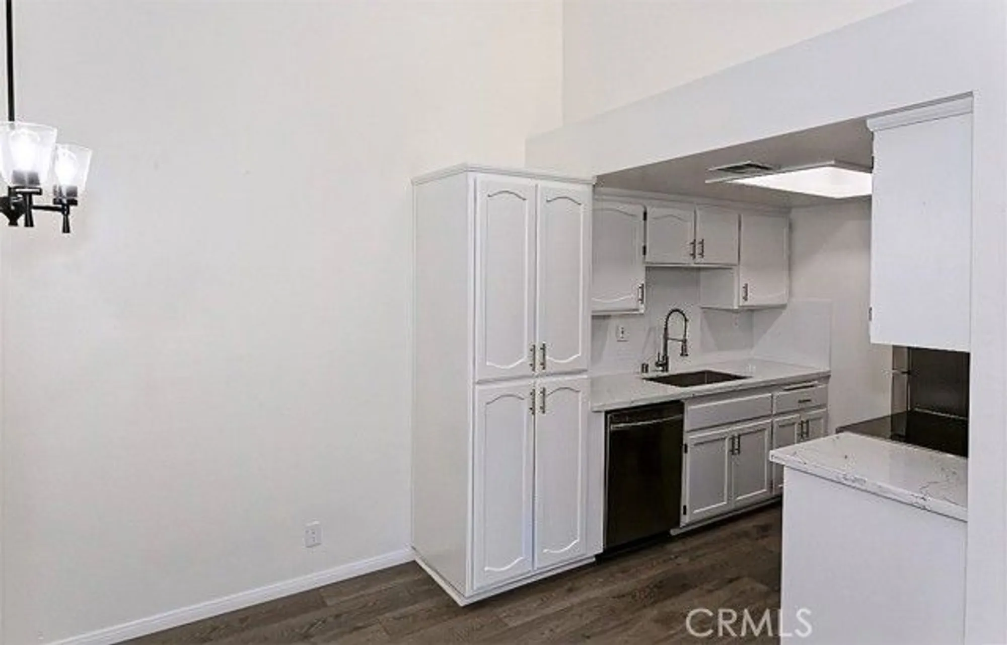 Property Slideshow image 11 of 19 | 19236 cottonwood dr, Apple Valley, CA, 92308