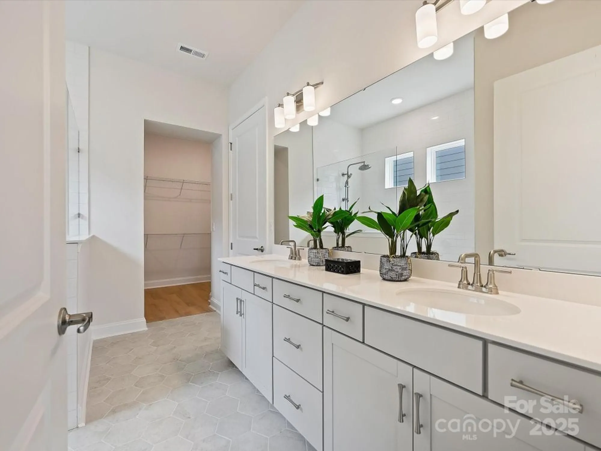 Property Slideshow image 19 of 45 | 1111 meander ln, Waxhaw, NC, 28173