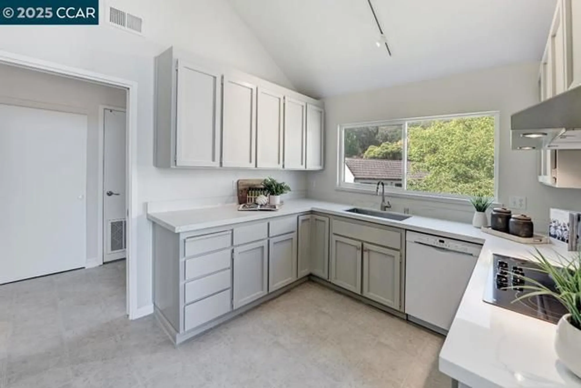 Property Slideshow image 22 of 58 | 3644 terra granada dr apt 1b, Walnut Creek, CA, 94595