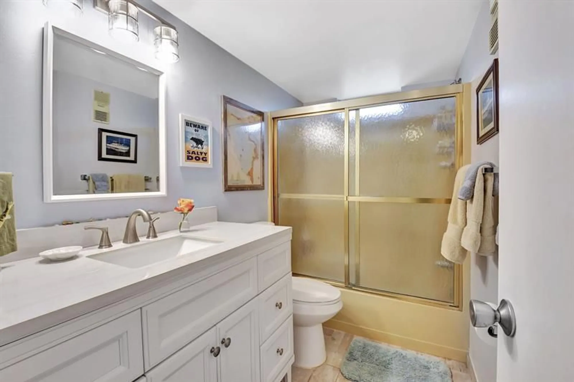 Property Slideshow image 27 of 67 | 2615 ne 3rd ct apt 301, Boynton Beach, FL, 33435