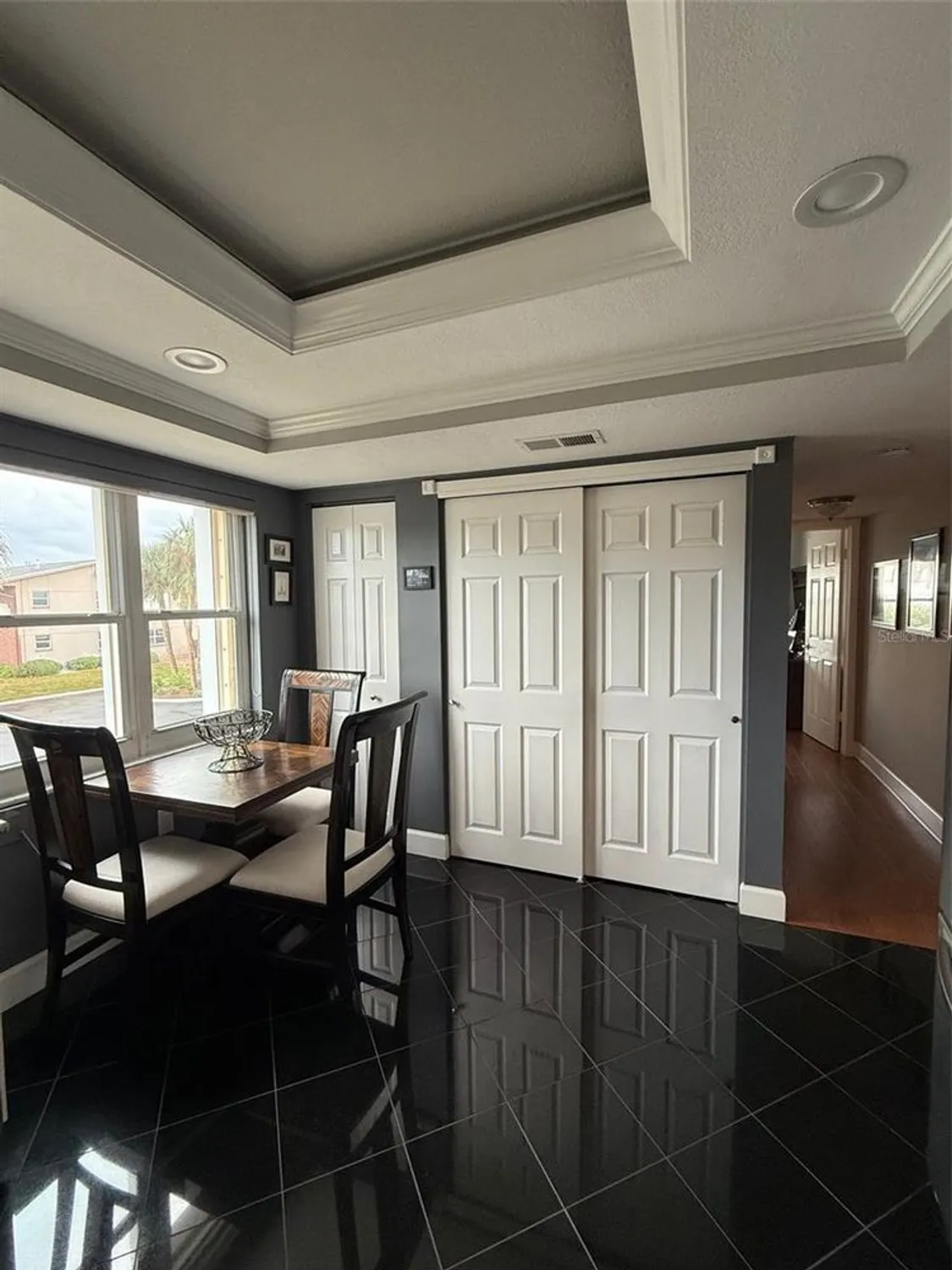 Property Slideshow image 10 of 64 | 7 elgin pl apt 202, Dunedin, FL, 34698