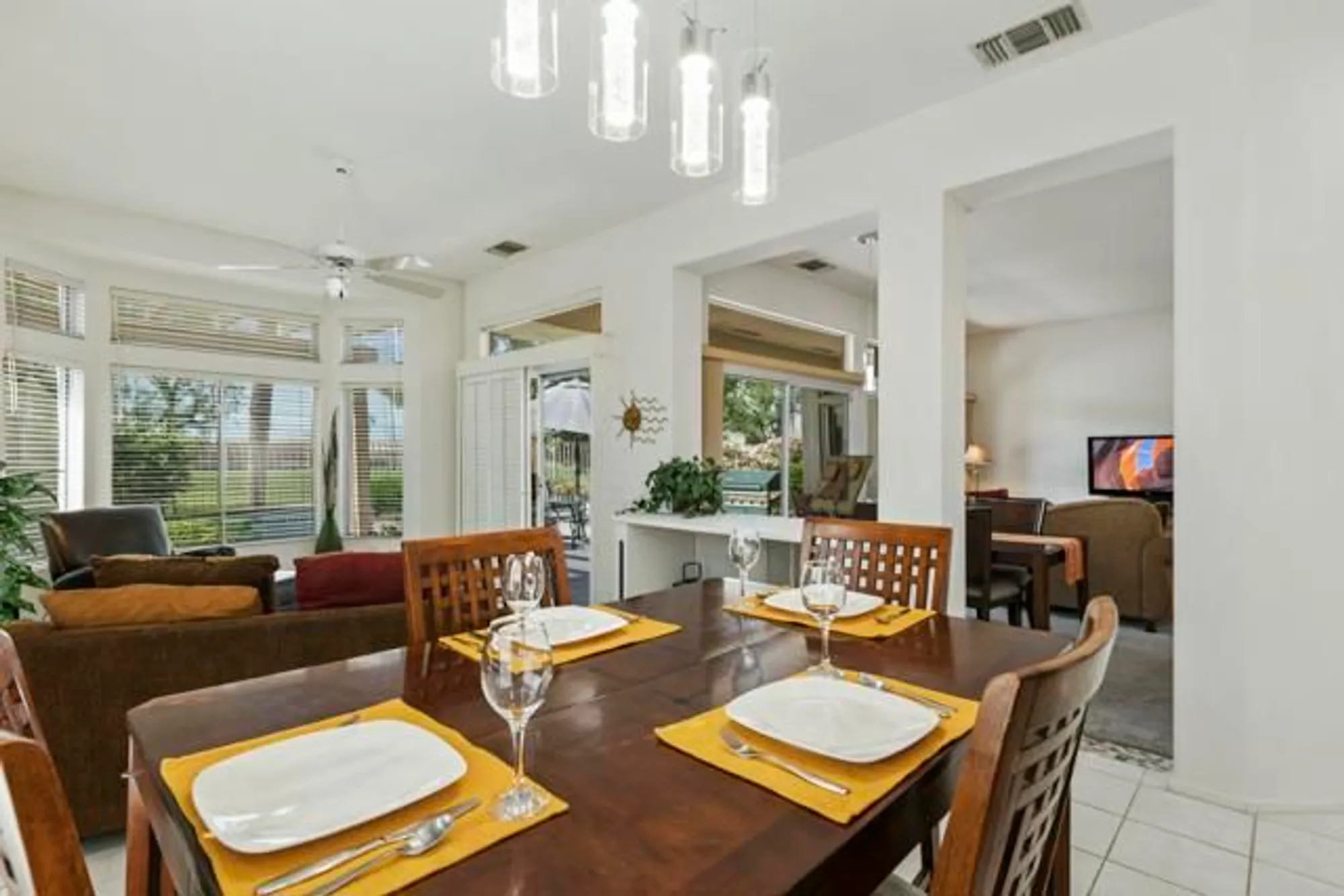 Property Slideshow image 13 of 38 | 38129 grand oaks ave, Palm Desert, CA, 92211