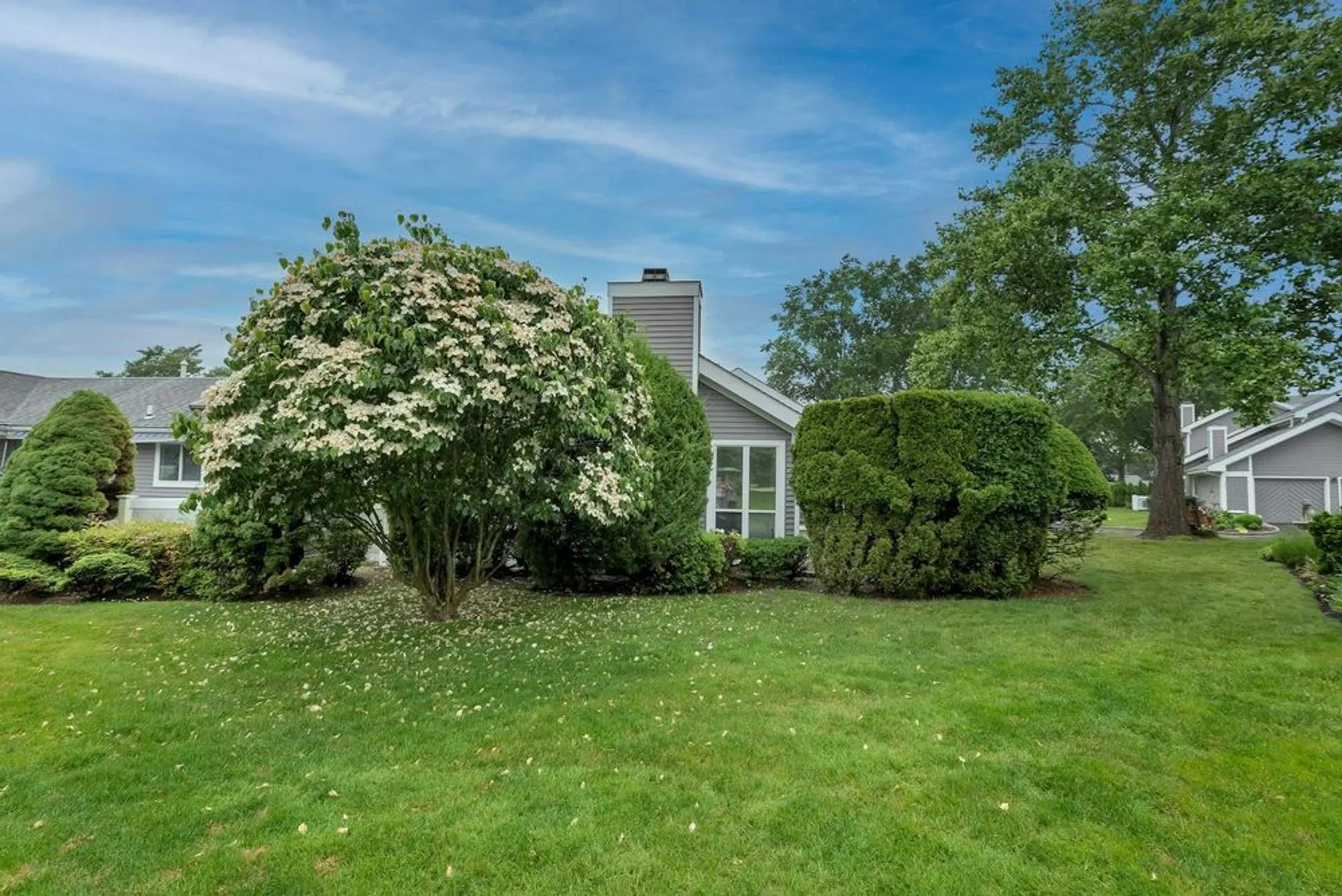Property Slideshow image 19 of 30 | 279 dockside ct, Moriches, NY, 11955