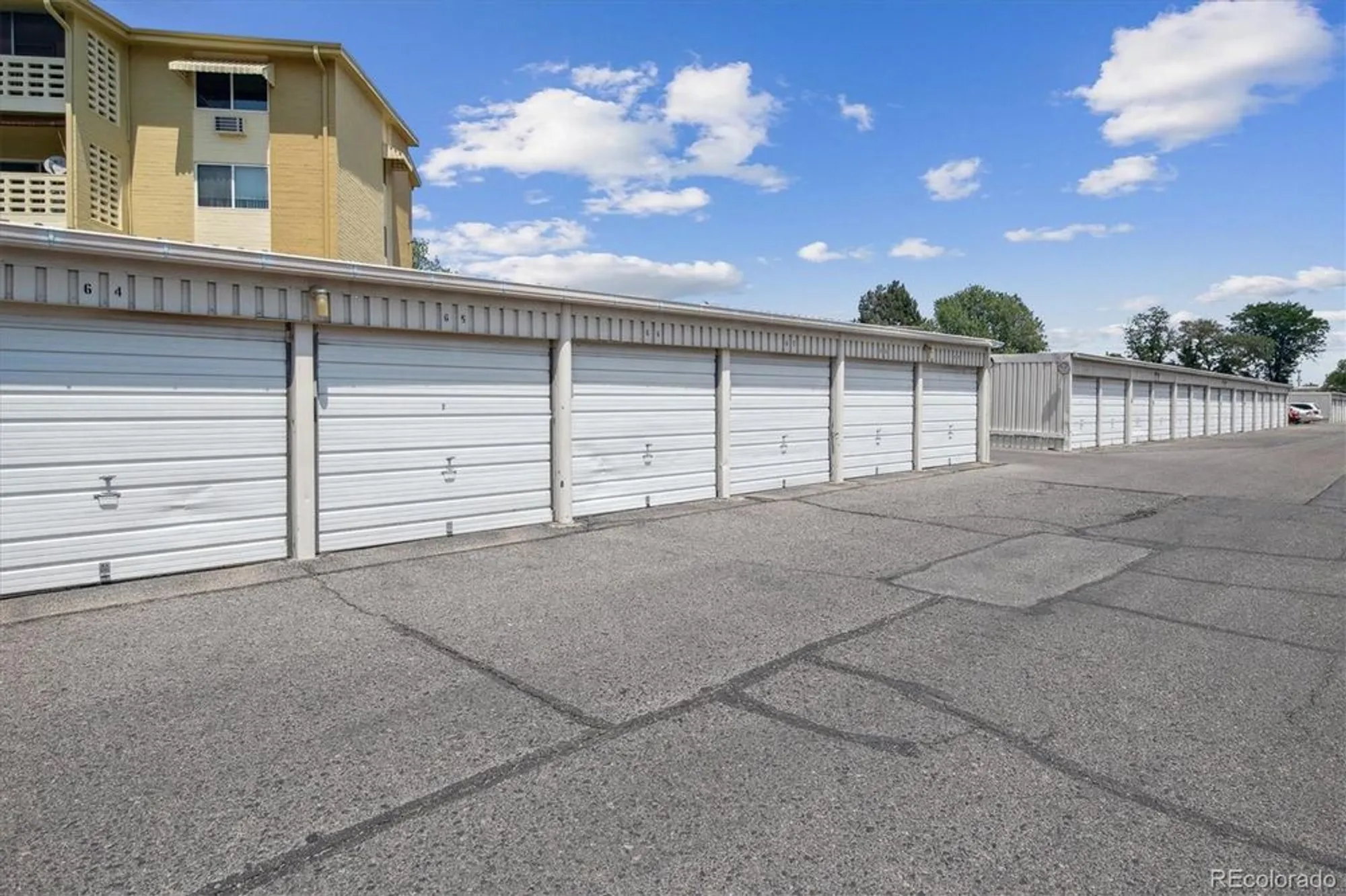 Property Slideshow image 23 of 50 | 660 s alton way 3b, Denver, CO, 80247