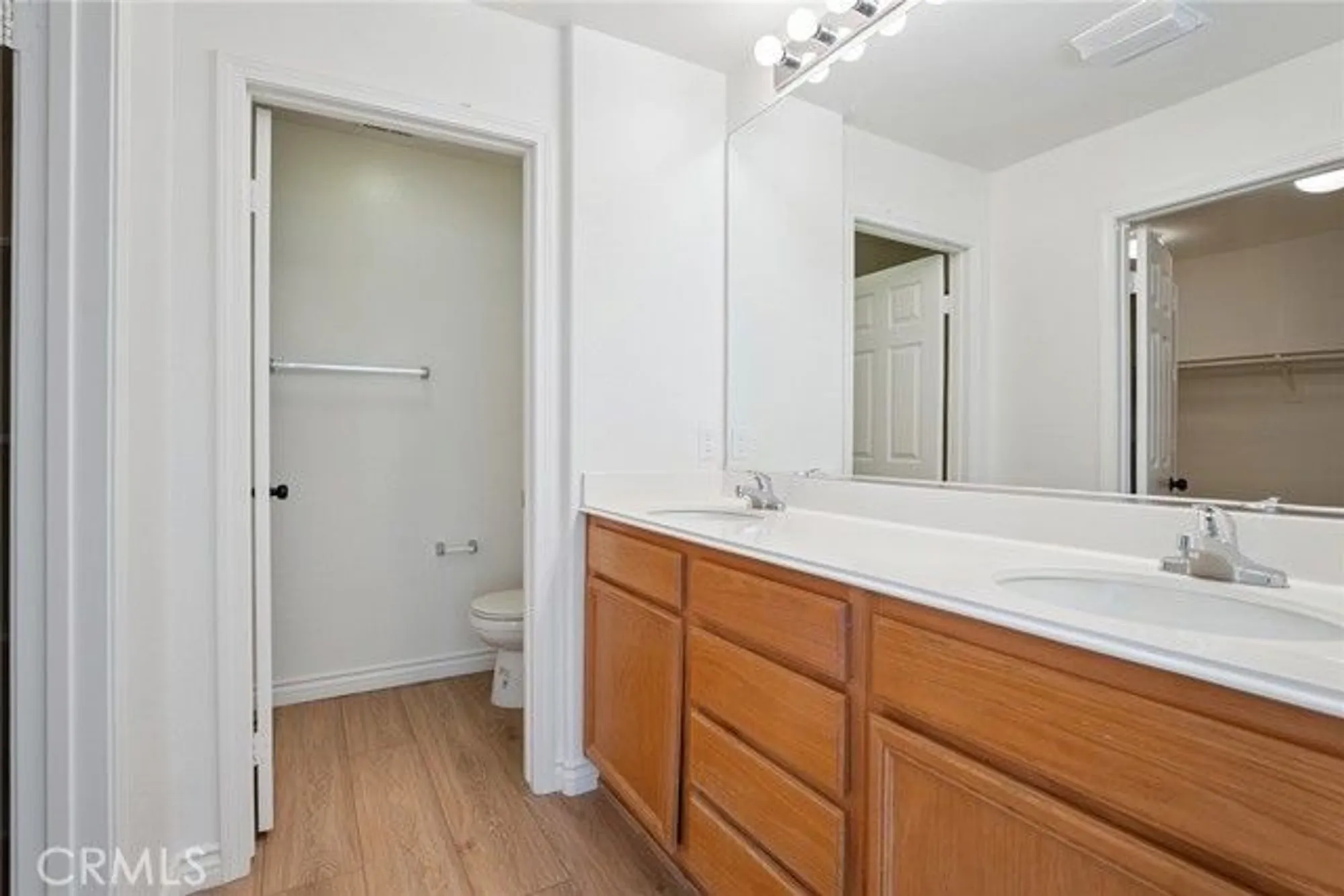 Property Slideshow image 30 of 52 | 2024 tulip ave, Simi Valley, CA, 93063