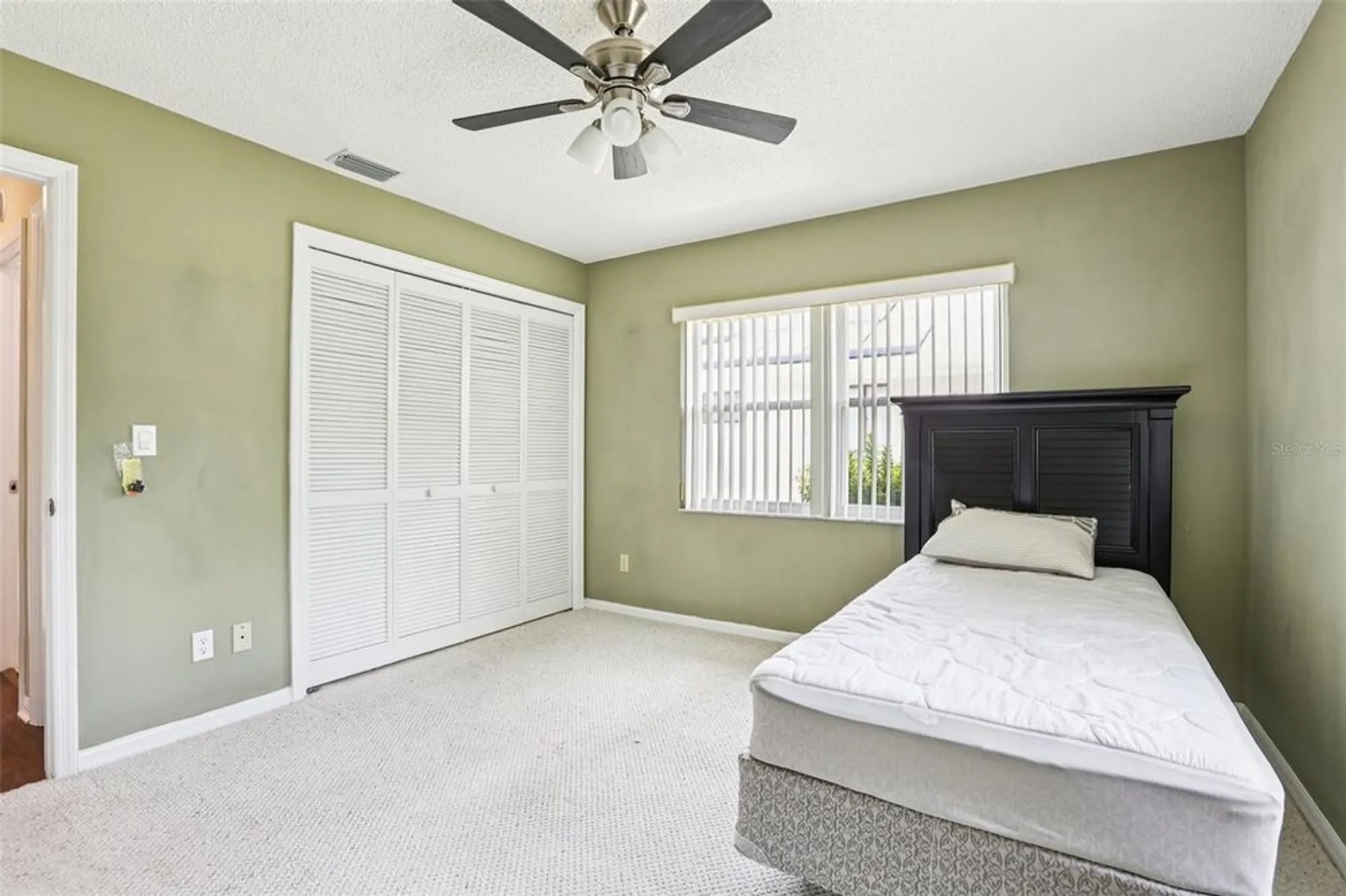 Property Slideshow image 56 of 72 | 1812 new bedford dr, Sun City Center, FL, 33573