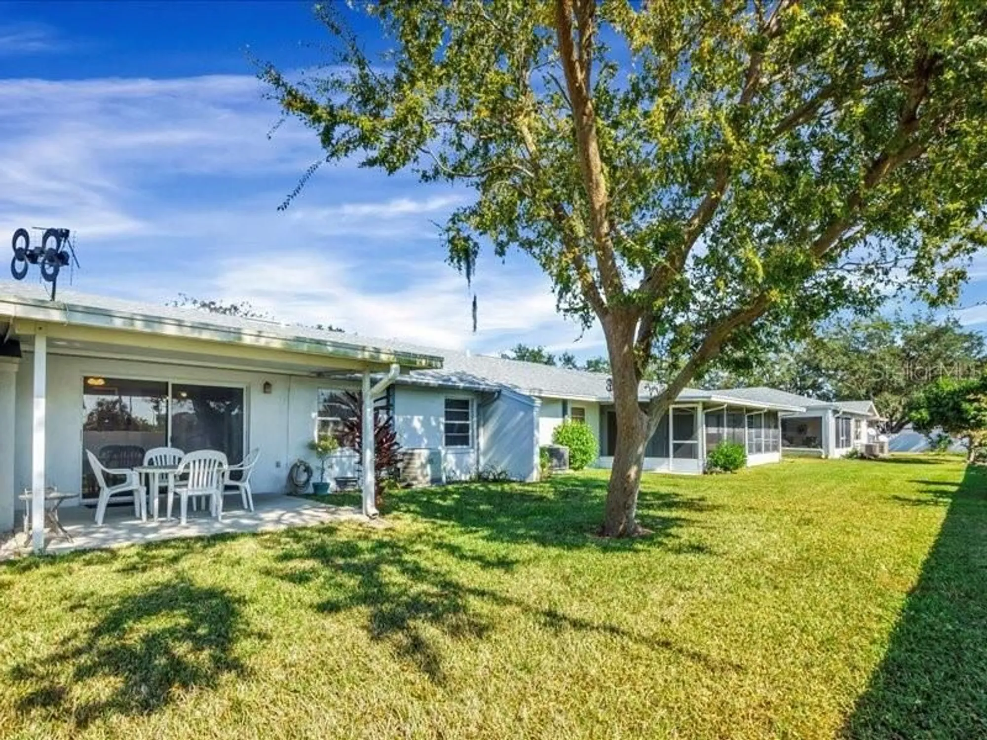 Property Slideshow image 26 of 36 | 1585 oakview cir, Winter Haven, FL, 33880